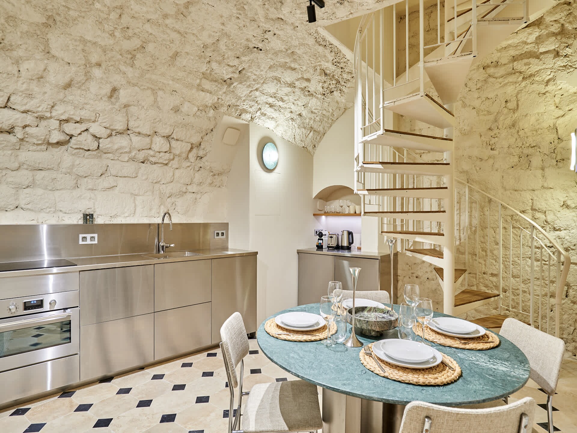 Architecturaal triplex met airco in de bruisende Marais, Parijs - foto 4