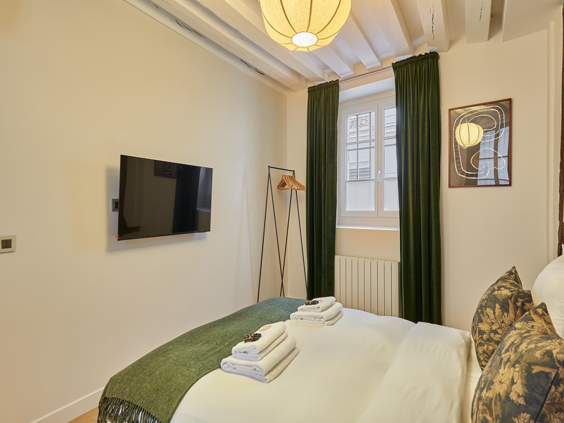 Architecturaal triplex met airco in de bruisende Marais, Parijs - foto 17