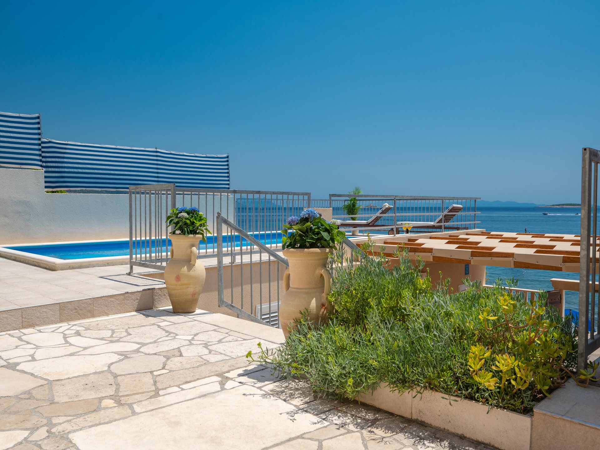 Villa AdriaStone: Luxe villa aan zee met privézwembad in Orebić, 10m van strand - foto 31