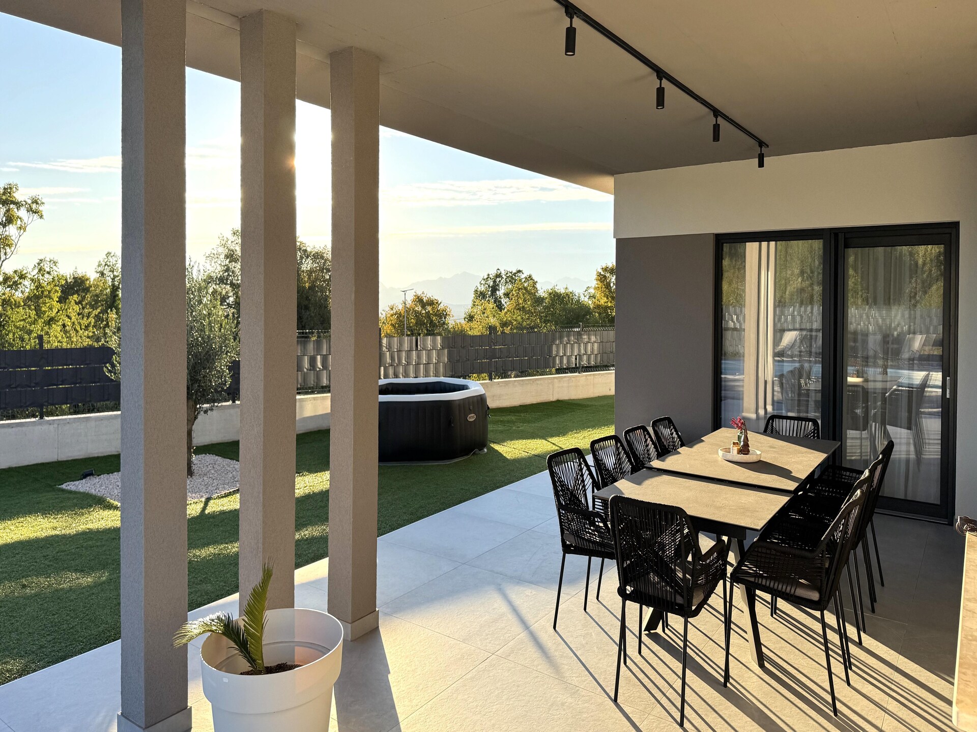Villa Olive Residence: Luxe villa met verwarmd zwembad in de heuvels van Dalmatië - foto 31