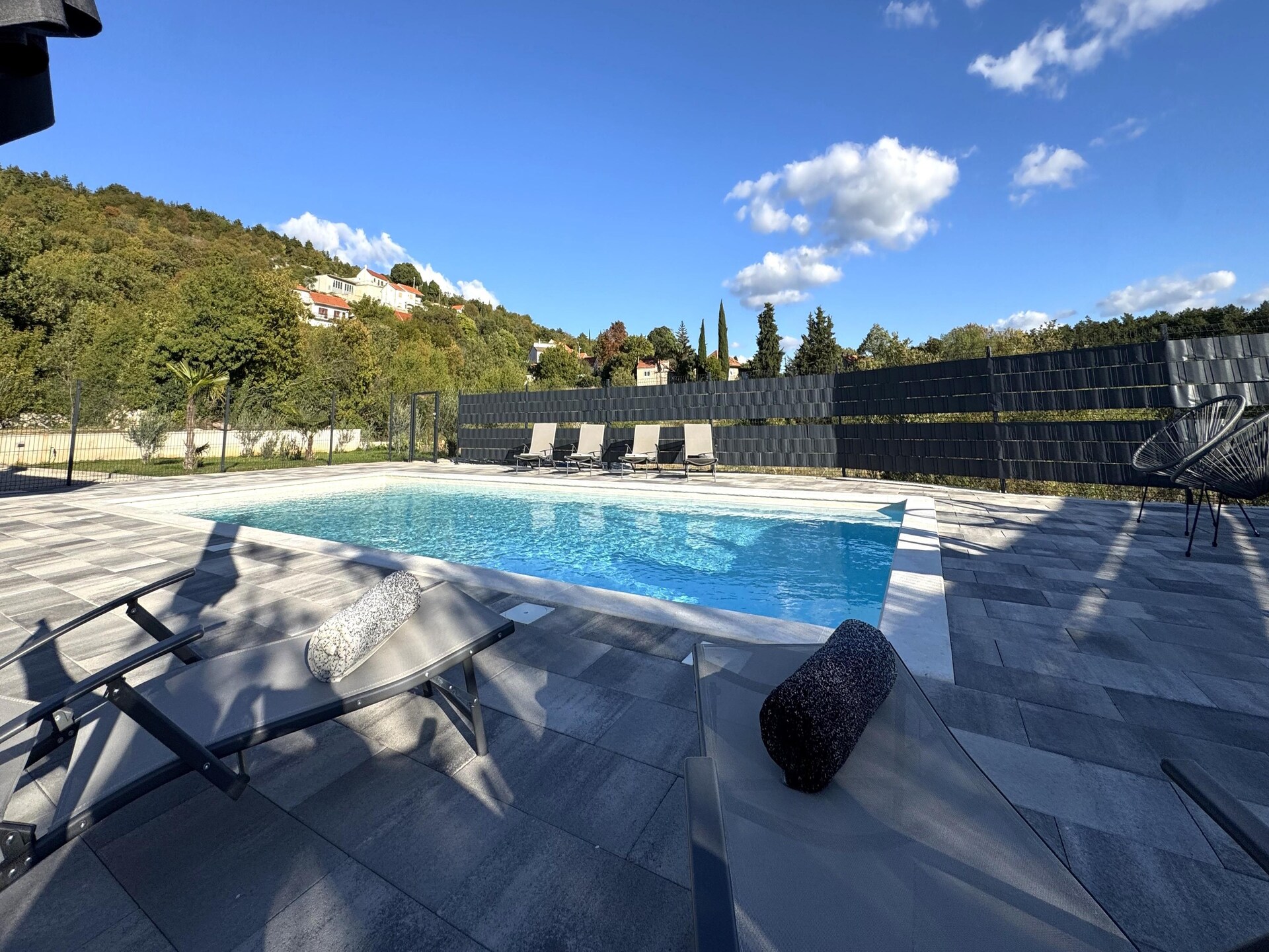Villa Olive Residence: Luxe villa met verwarmd zwembad in de heuvels van Dalmatië - foto 12