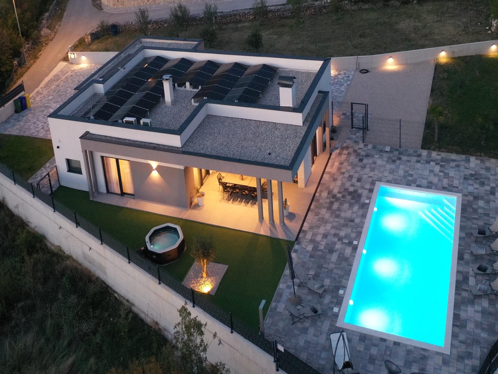 Villa Olive Residence: Luxe villa met verwarmd zwembad in de heuvels van Dalmatië - foto 15