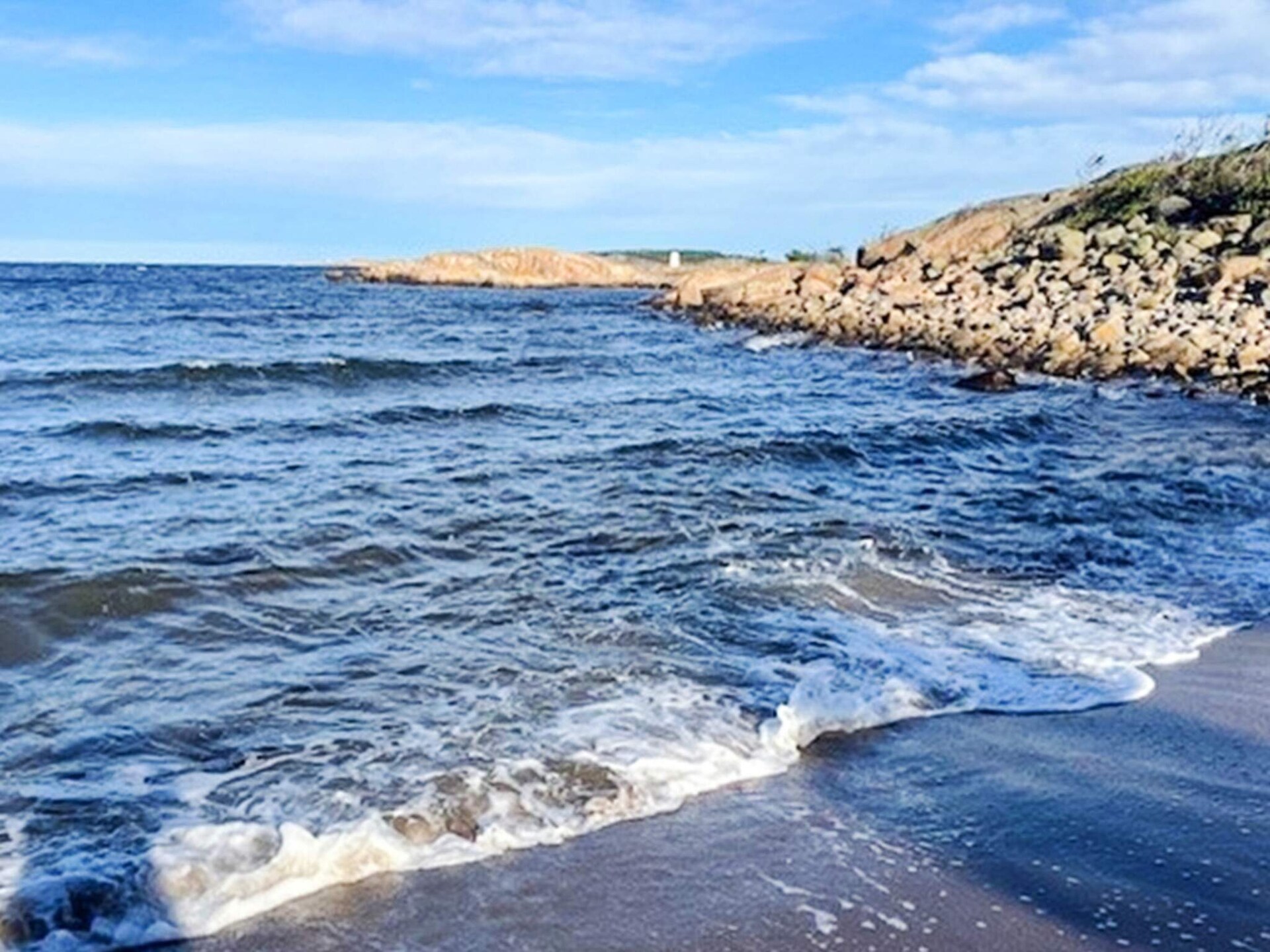 Zonnig vakantiehuis aan de golfbaan, 350m van zee in Strömstad - foto 26