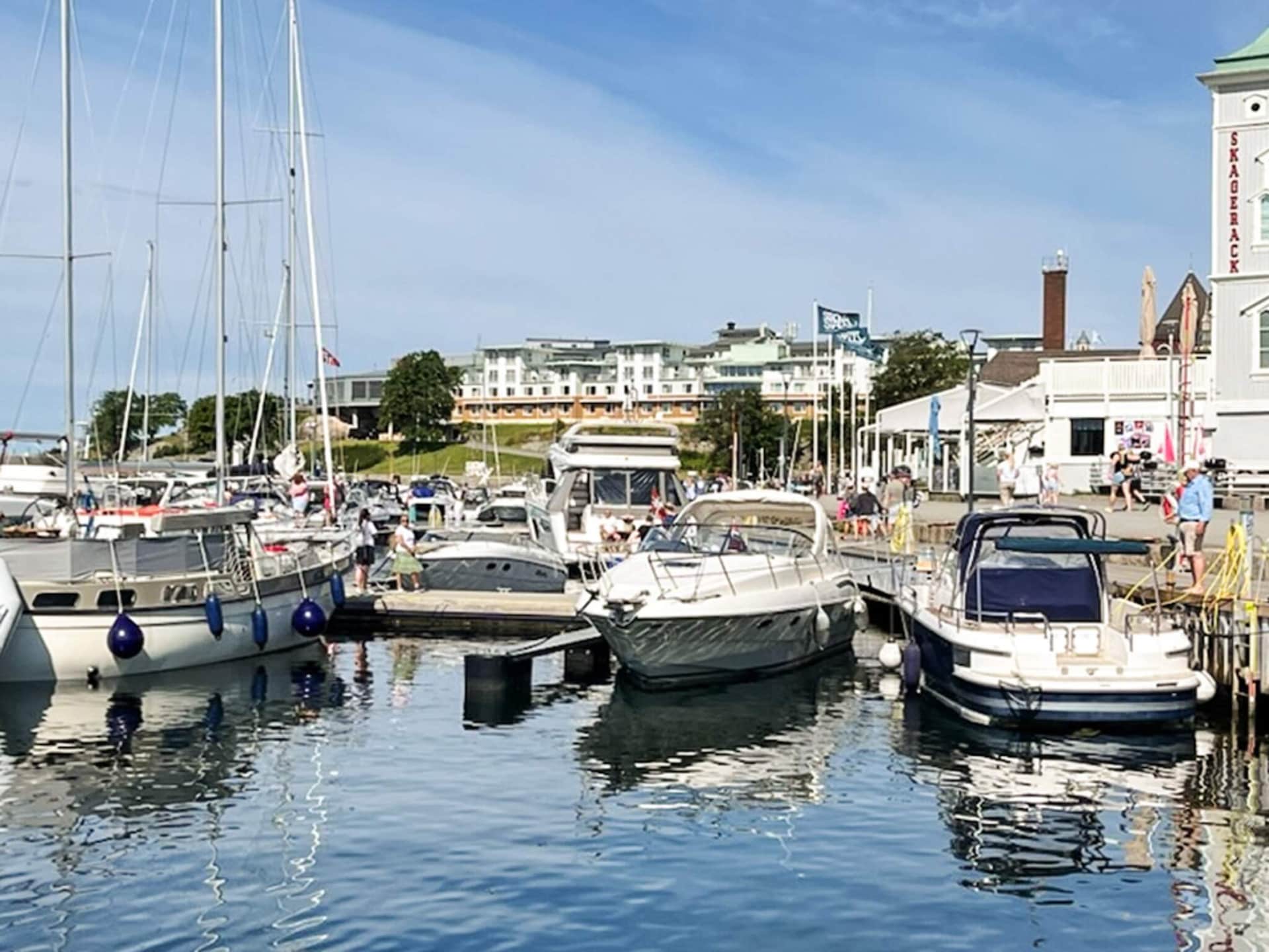 Zonnig vakantiehuis aan de golfbaan, 350m van zee in Strömstad - foto 34