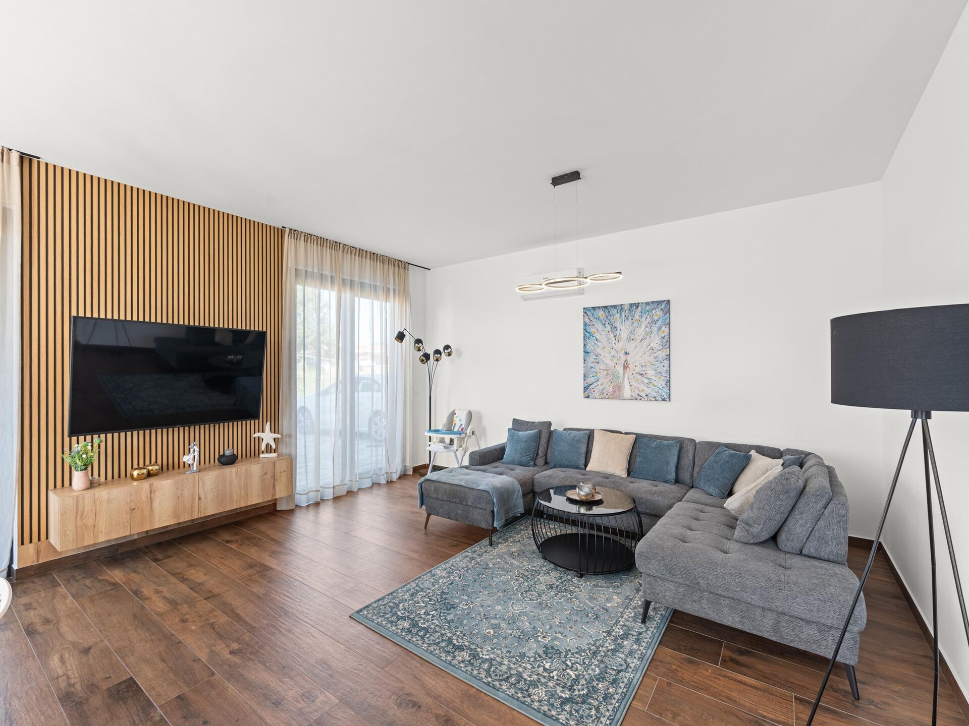 Villa Mattia: Ruim vakantiehuis met privézwembad op 2 km van zee - foto 3