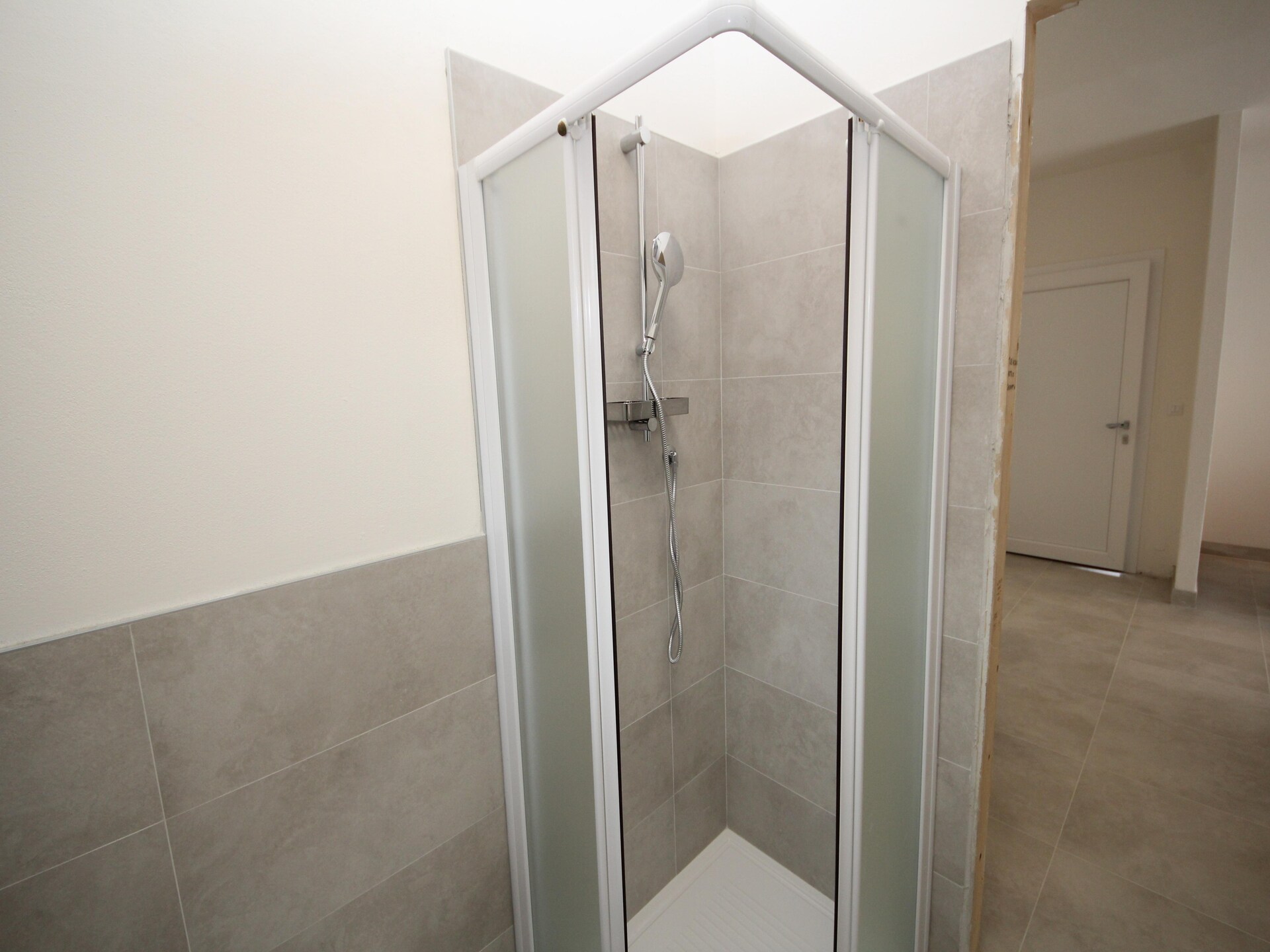 Modern appartement in Rosolina Mare, 400m van strand, met tuin & airco - foto 26