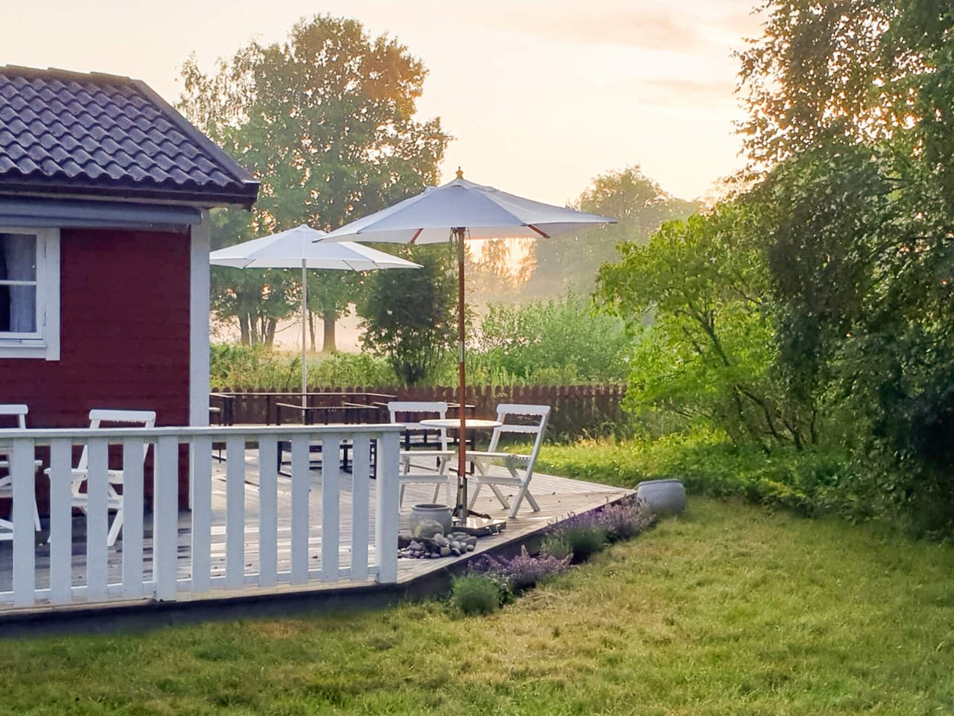 Vrijstaand vakantiehuis met gastenverblijf aan de golfbaan bij Löttorp - foto 12