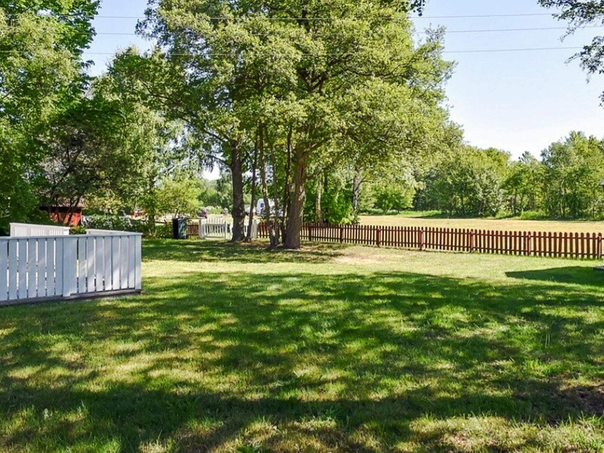 Vrijstaand vakantiehuis met gastenverblijf aan de golfbaan bij Löttorp - foto 22