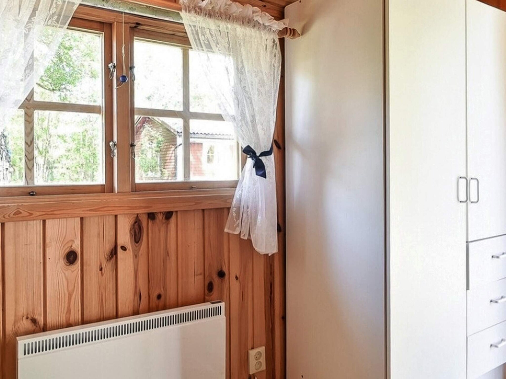 Vrijstaand vakantiehuis met gastenverblijf aan de golfbaan bij Löttorp - foto 31