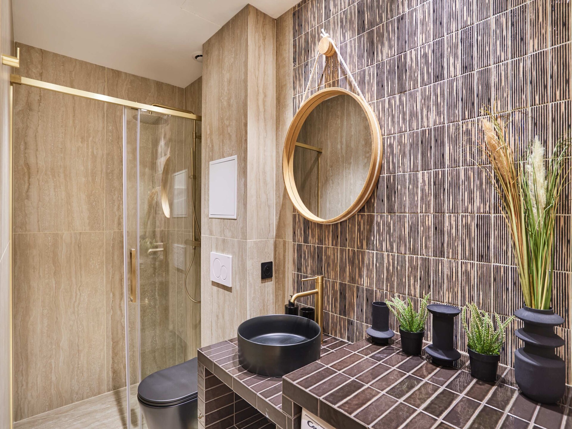 Gerenoveerd appartement met uitzicht op Montparnasse, vlakbij Saint-Germain-des-Prés - foto 3
