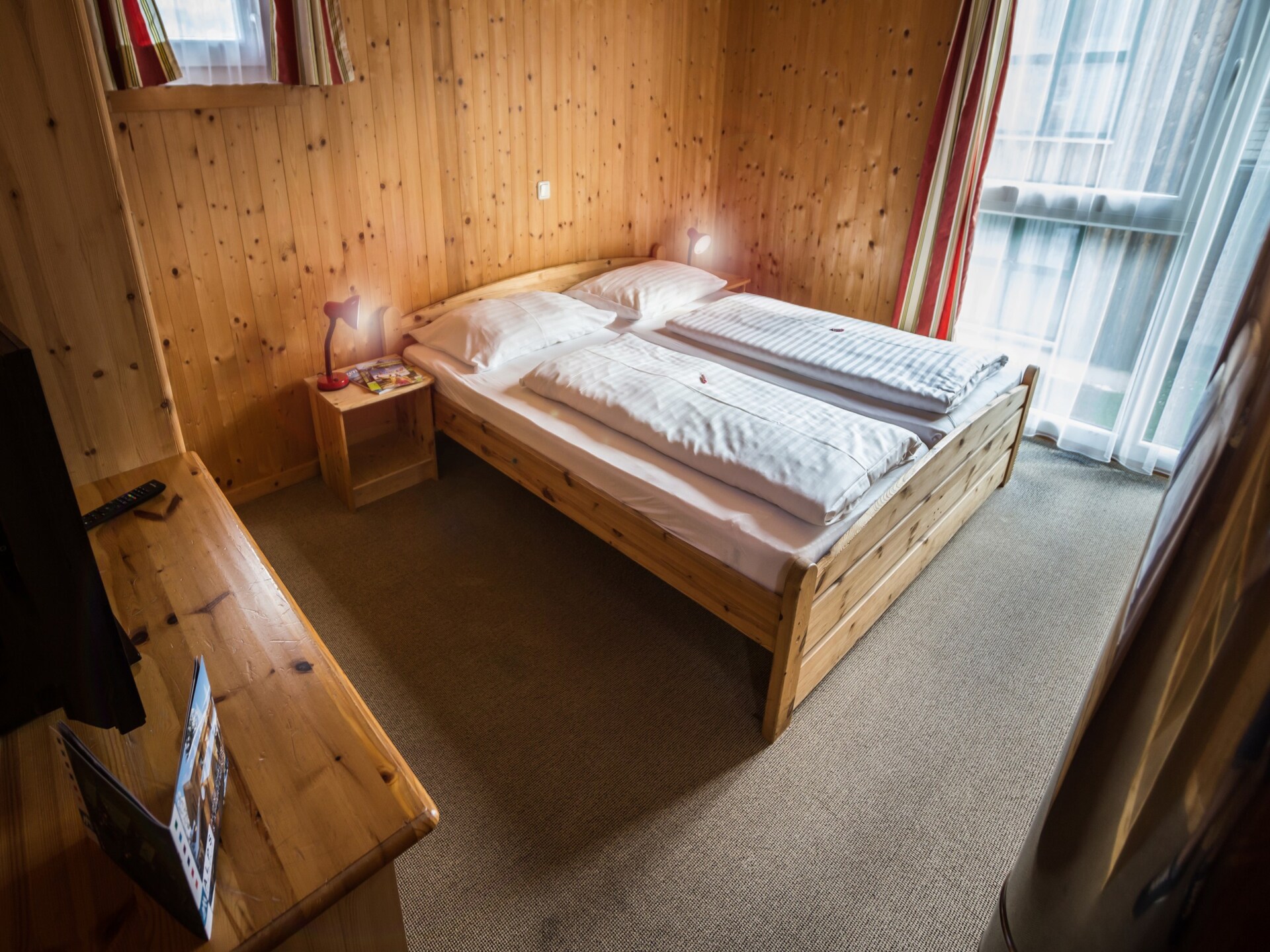 Knus chalet aan de golfbaan met sauna, 500m van de Kreischberg gondel - foto 12