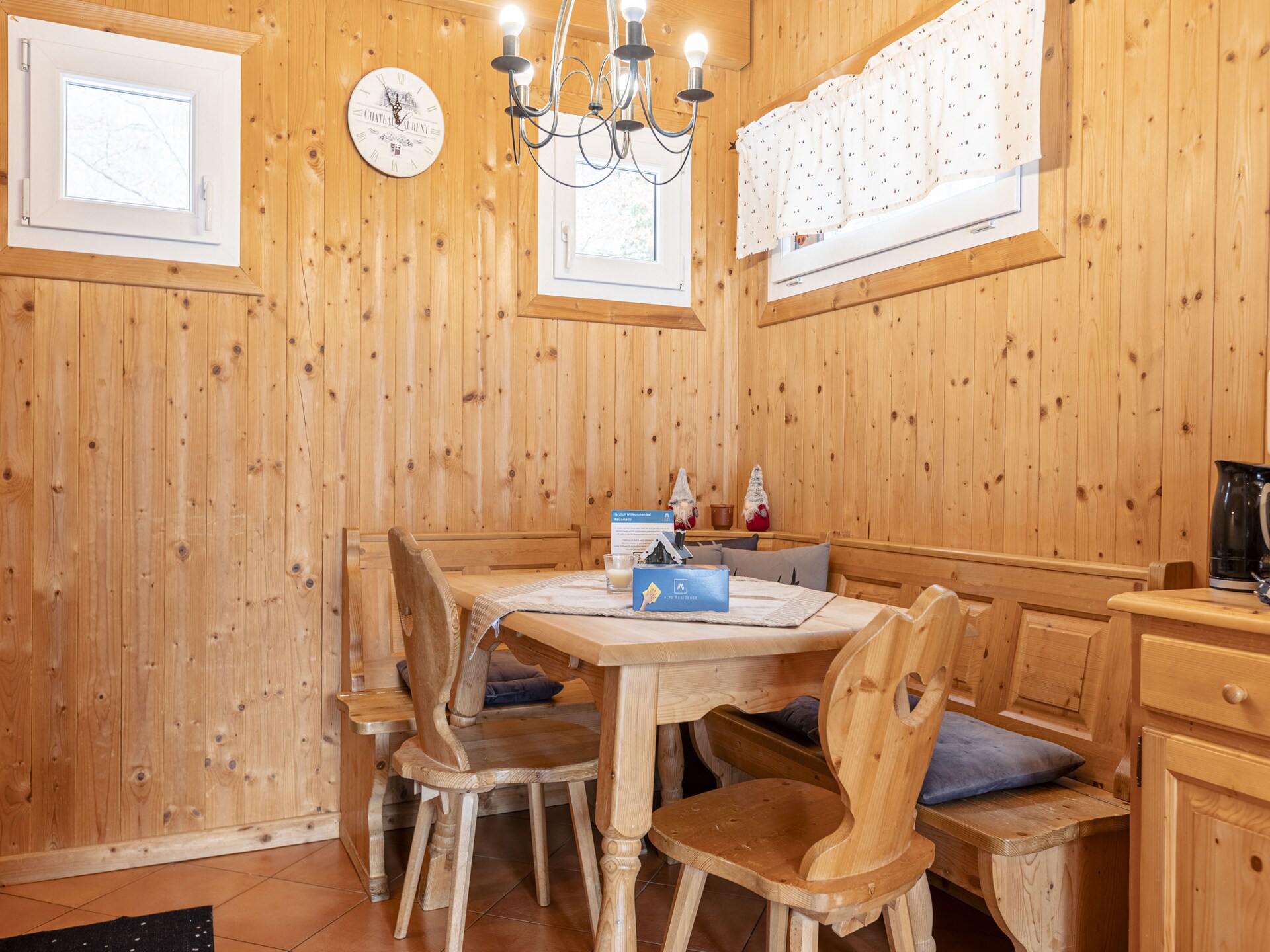 Gezellig chalet aan de golfbaan met bergzicht, vlakbij de piste - foto 4