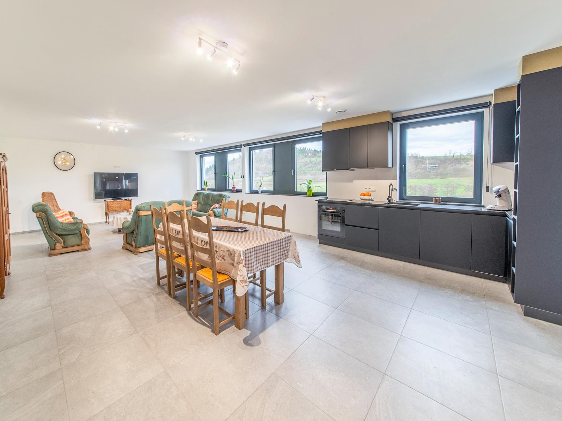 7-persoons wellnessvilla in Forrières met verwarmd zwembad - foto 9
