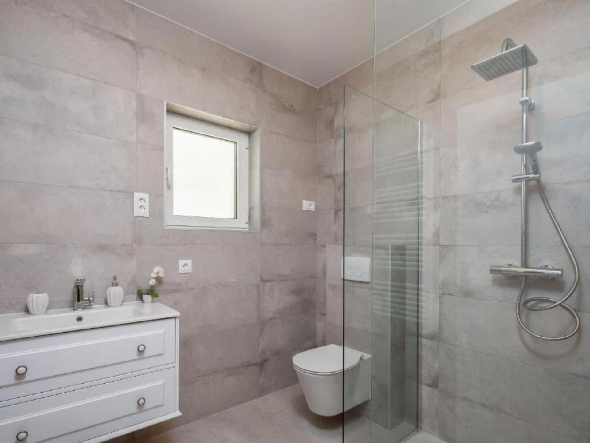 Seafront Six Bedroom Modern Villa with Pool Nancy - foto 21