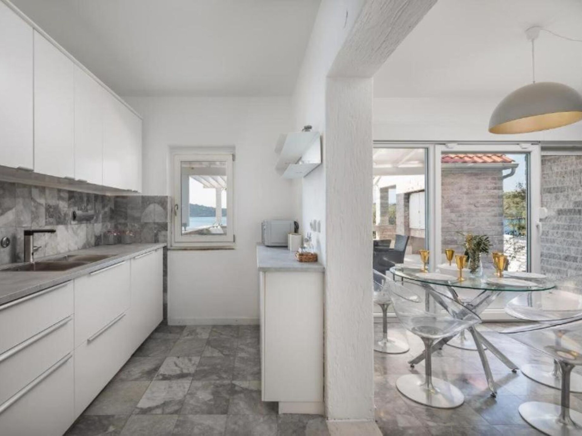 Seafront Six Bedroom Modern Villa with Pool Nancy - foto 10
