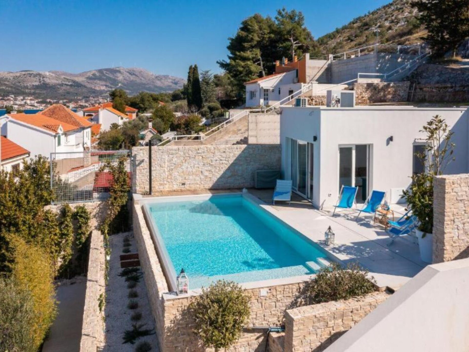 Seafront Six Bedroom Modern Villa with Pool Nancy - foto 41