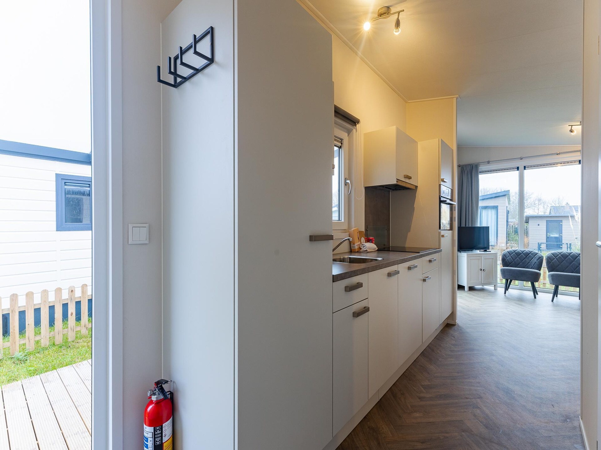 Chalet Schelp: licht vakantiehuis op familiecamping Duinhoeve in Zeeland - foto 11
