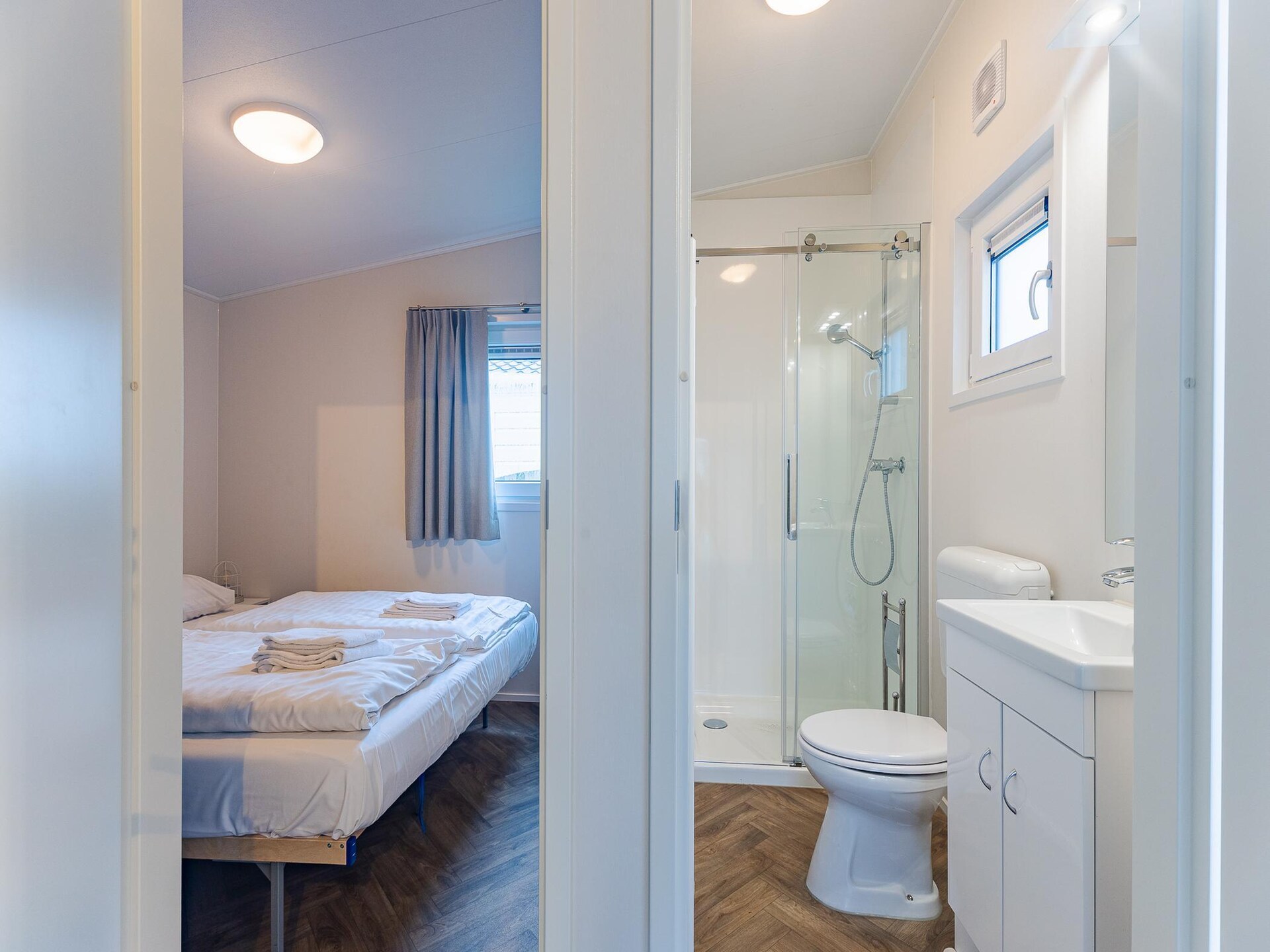 Chalet Schelp: licht vakantiehuis op familiecamping Duinhoeve in Zeeland - foto 18