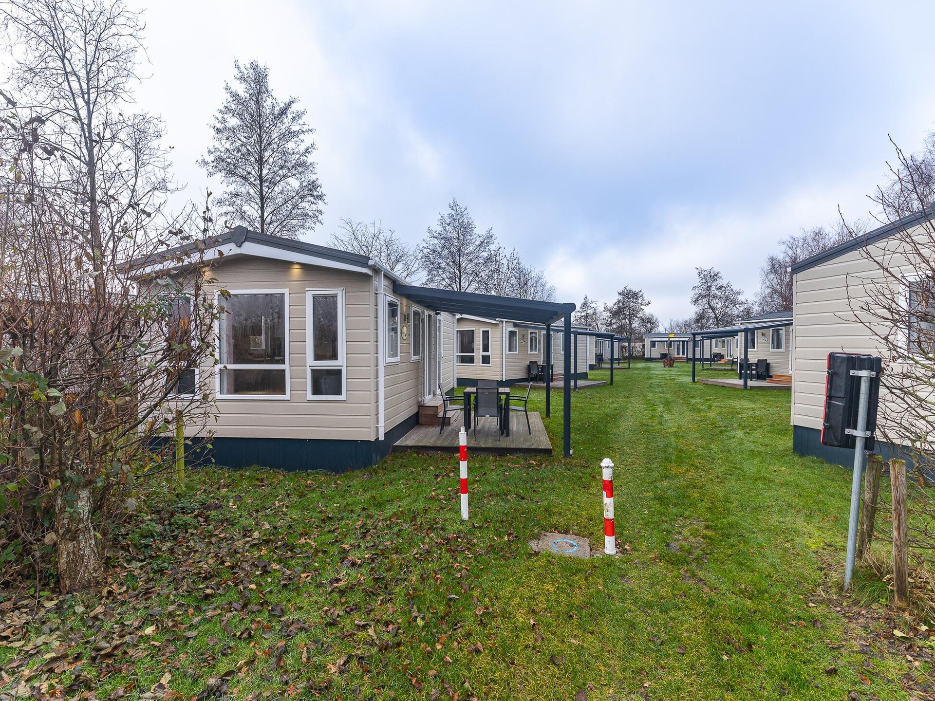 Duinhoeve Chalet Vogel: Knus verblijf op gezellige familiecamping in Zeeland - foto 16