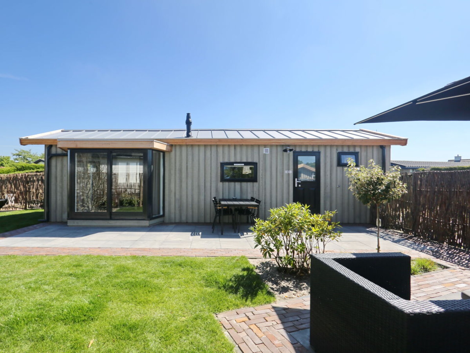 Knus chalet voor 2 aan het water in Noordwijk, hond welkom - foto 4