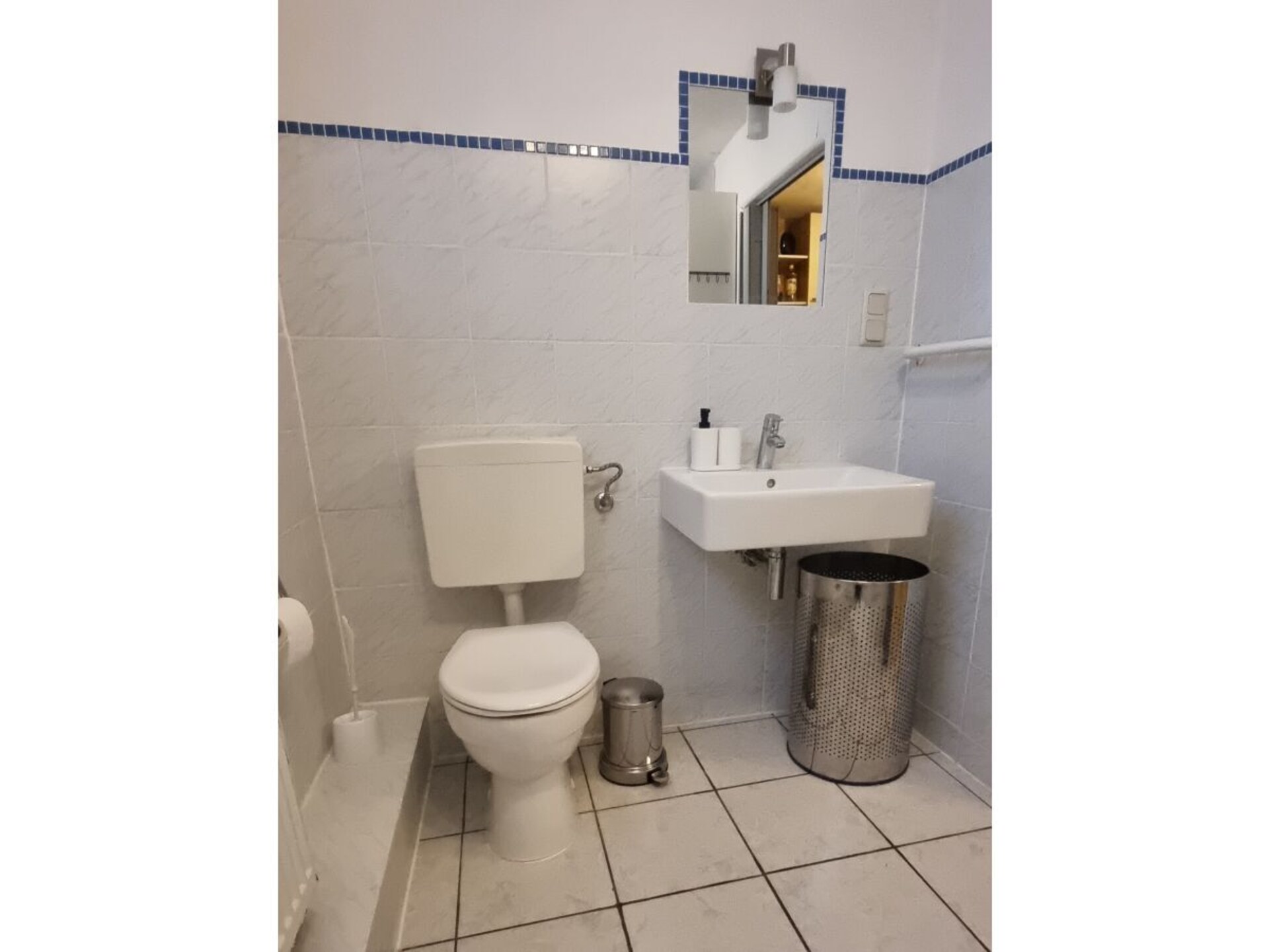 Knus kelderappartement met tuin bij de vijver in Nidderau - foto 13