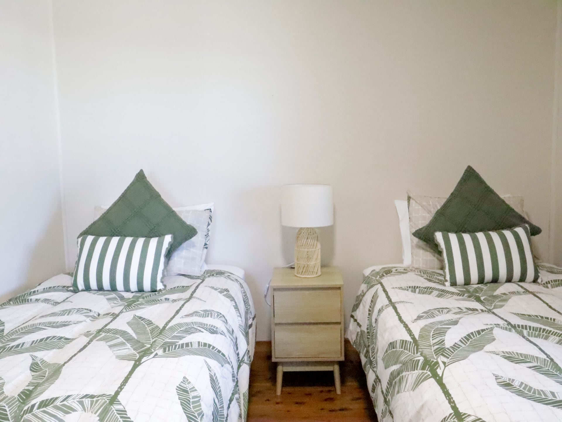 Ruim appartement met 3 slaapkamers in het hart van Tenterfield - foto 9