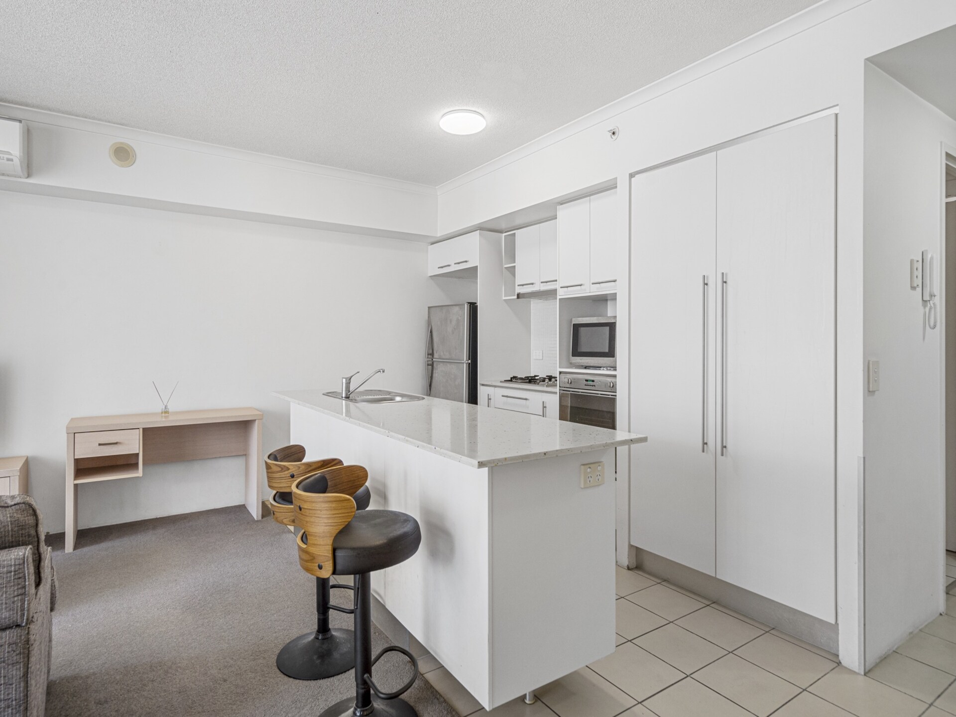 Stijlvol appartement met balkon, zwembad en sauna in centrum Brisbane - foto 4