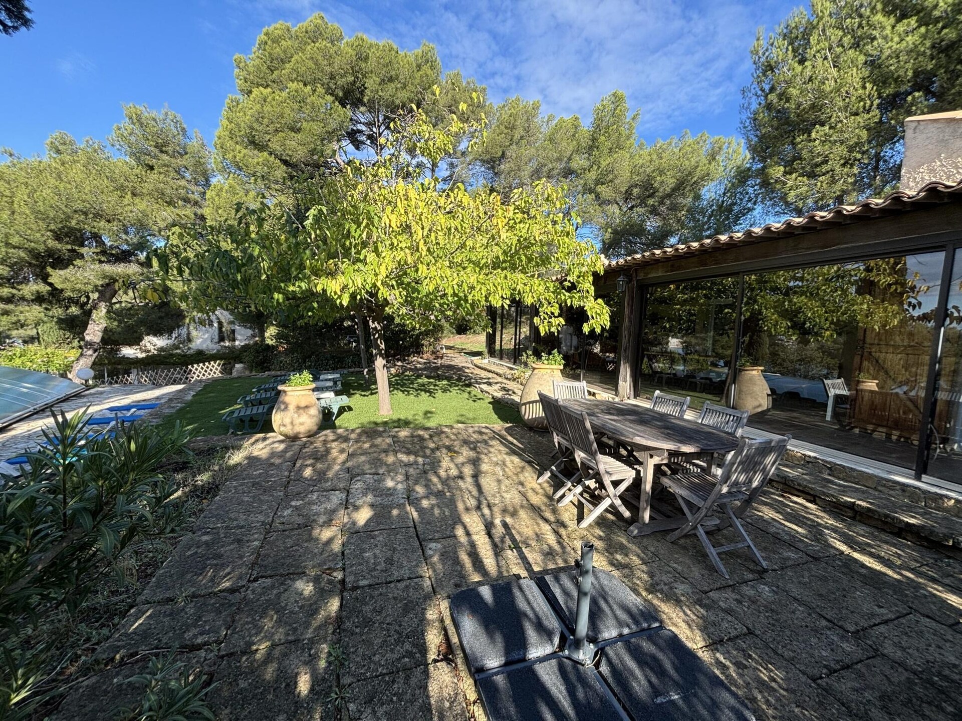 Vrijstaande villa met zwembad op 50 meter van het strand in Sanary-sur-Mer - foto 31