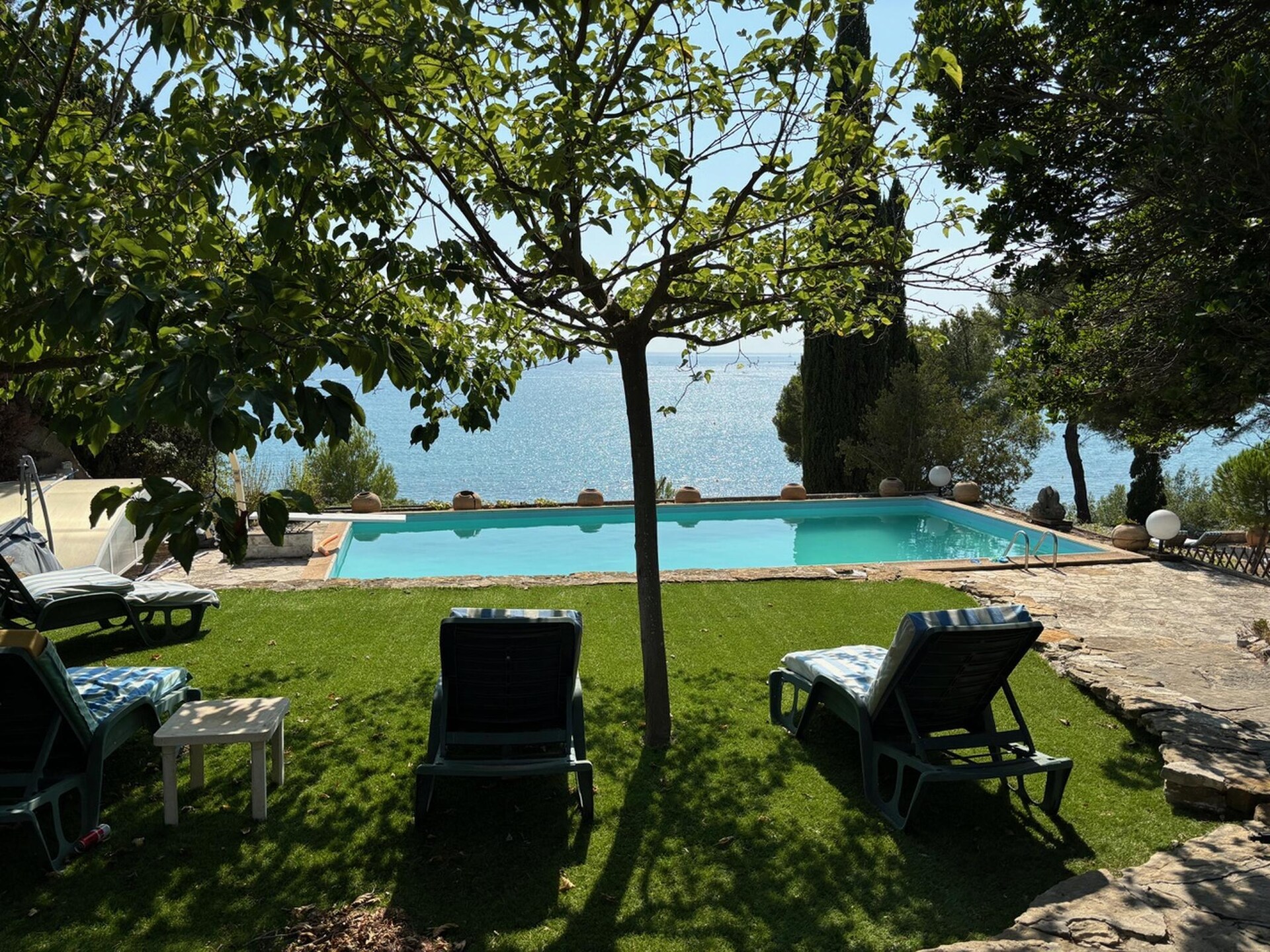 Vrijstaande villa met zwembad op 50 meter van het strand in Sanary-sur-Mer - foto 11