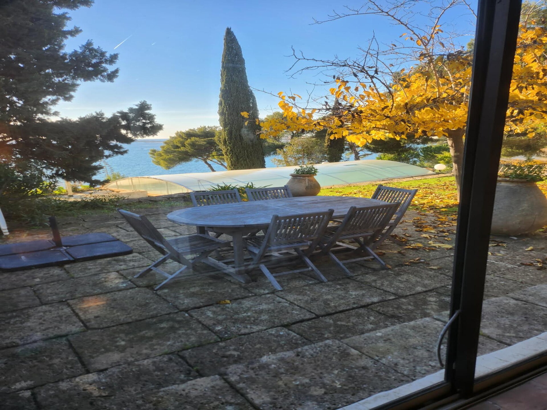 Vrijstaande villa met zwembad op 50 meter van het strand in Sanary-sur-Mer - foto 7