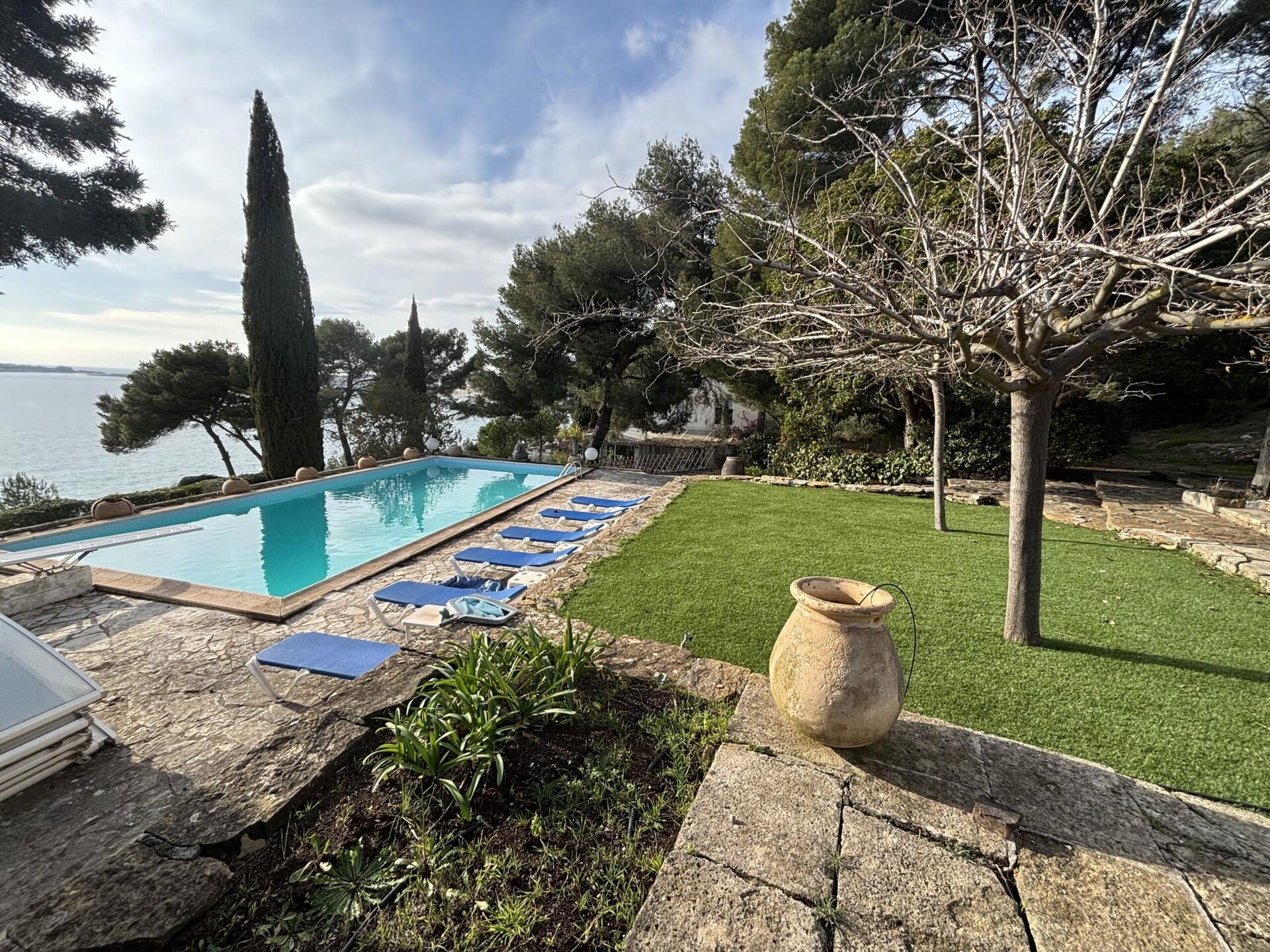 Vrijstaande villa met zwembad op 50 meter van het strand in Sanary-sur-Mer - foto 12