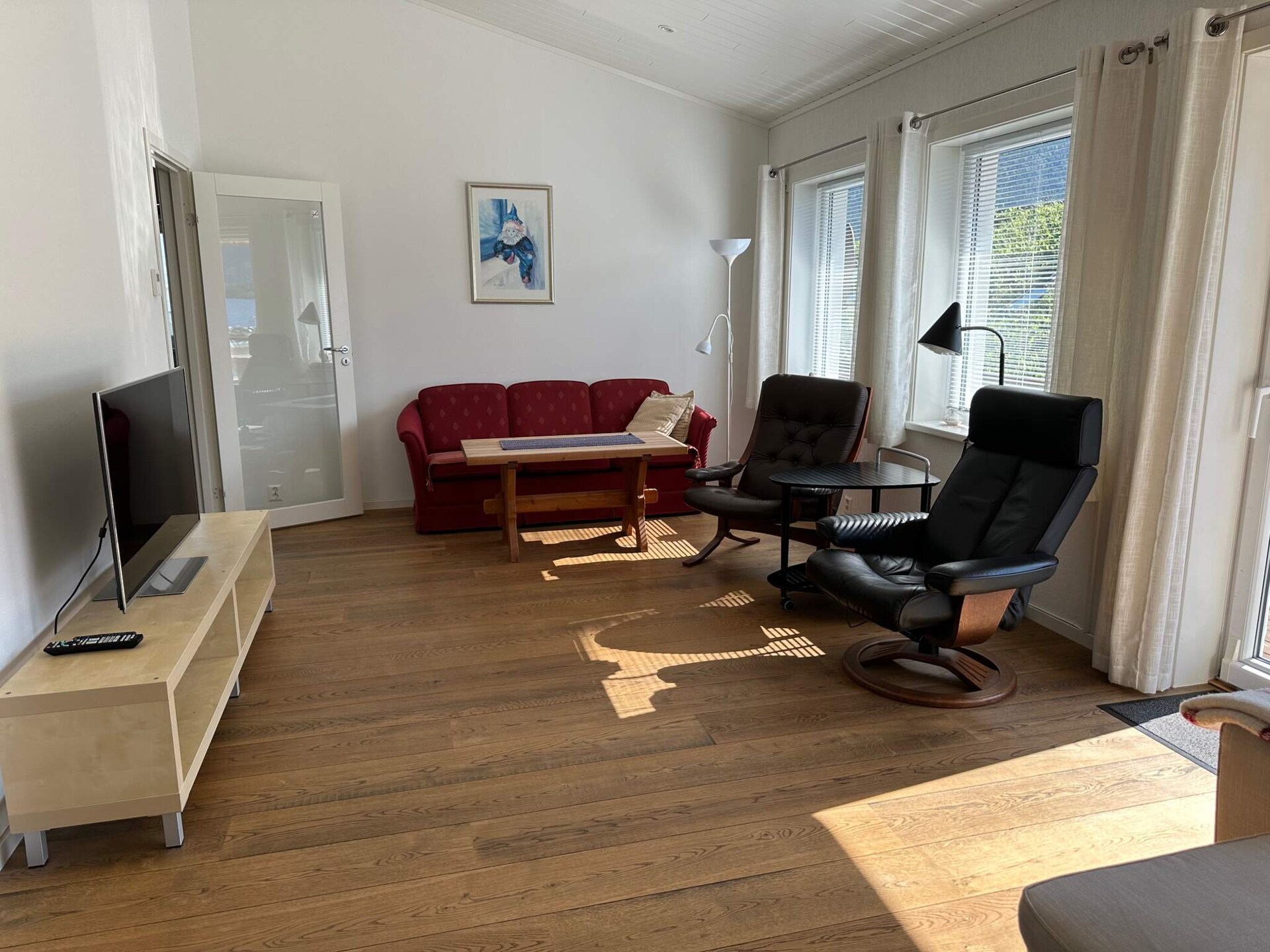 Panoramisch fjordappartement met balkon in Eidsvåg, 30 meter van zwemstrand - foto 18