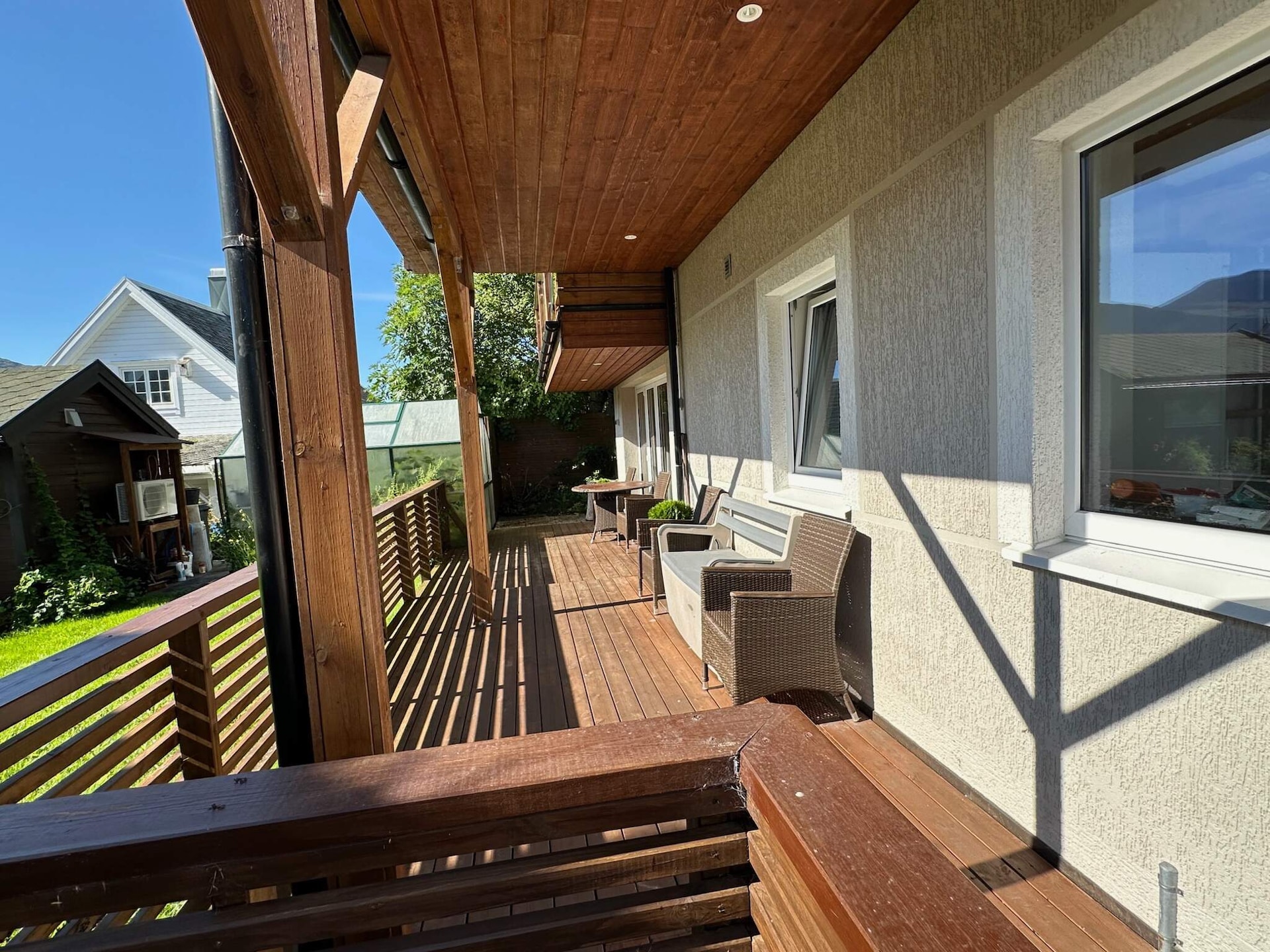 Fjordappartement in Eidsvåg met panoramisch uitzicht en gedeelde boot - foto 2