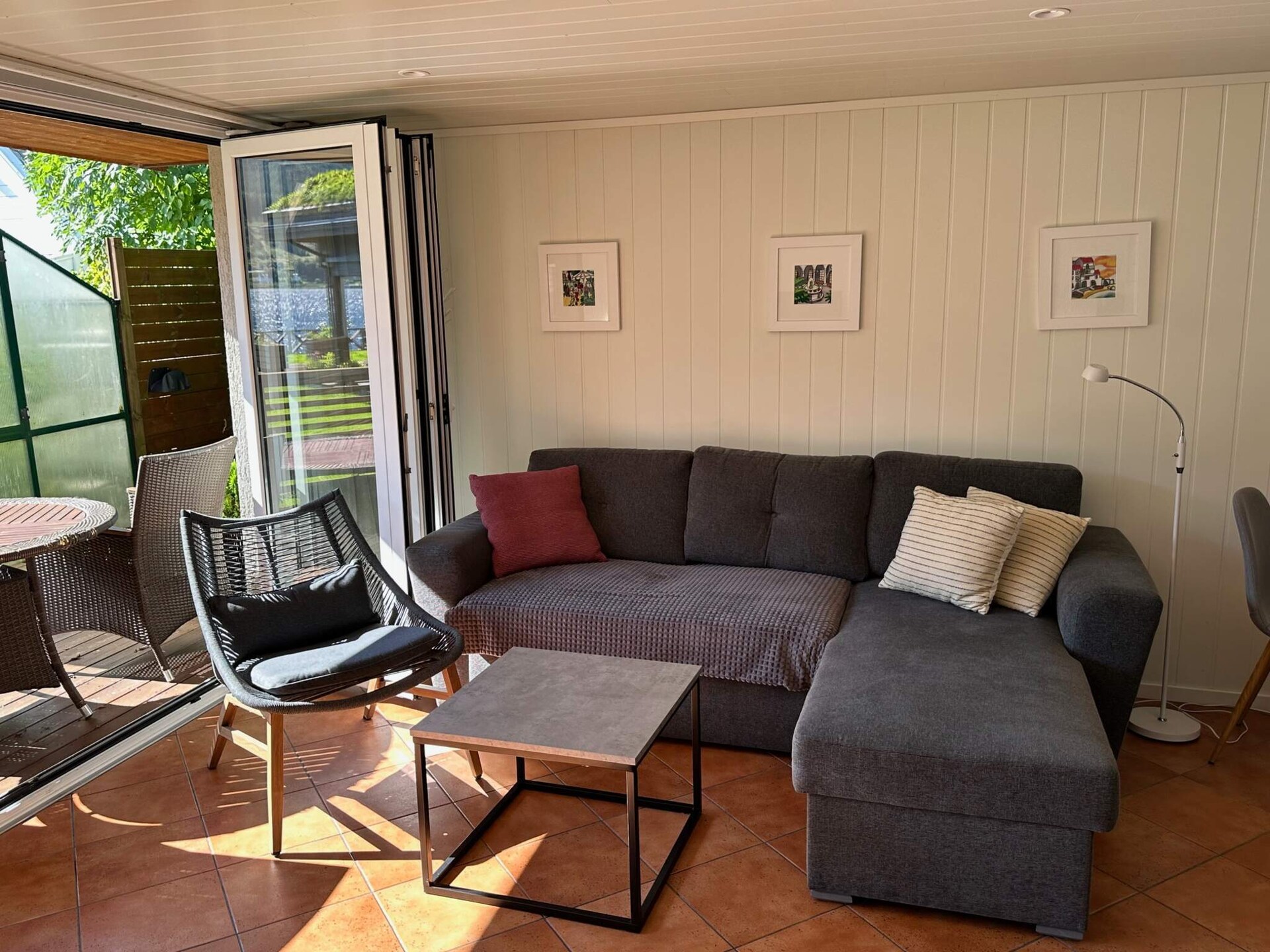 Fjordappartement in Eidsvåg met panoramisch uitzicht en gedeelde boot - foto 13