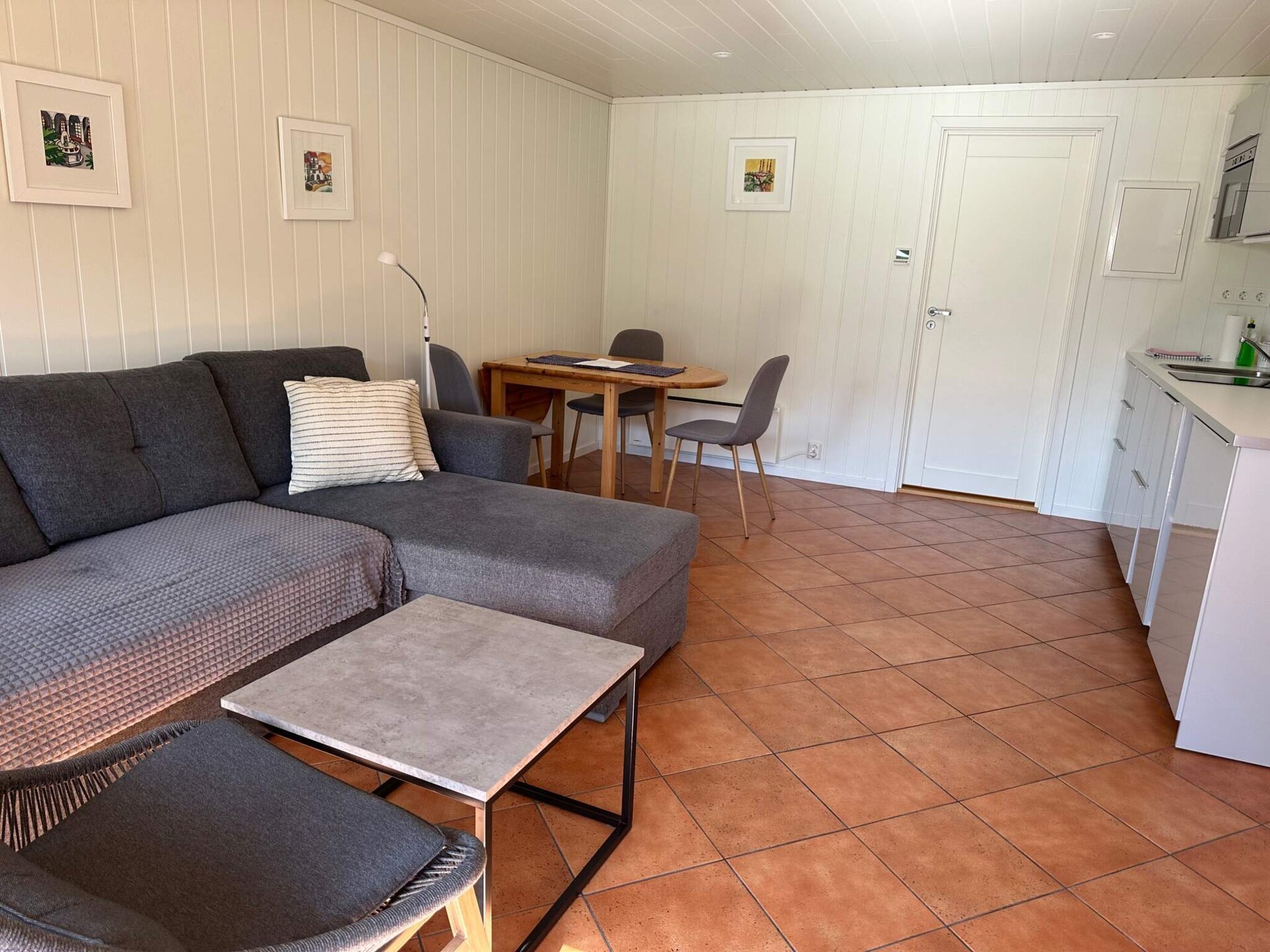 Fjordappartement in Eidsvåg met panoramisch uitzicht en gedeelde boot - foto 15