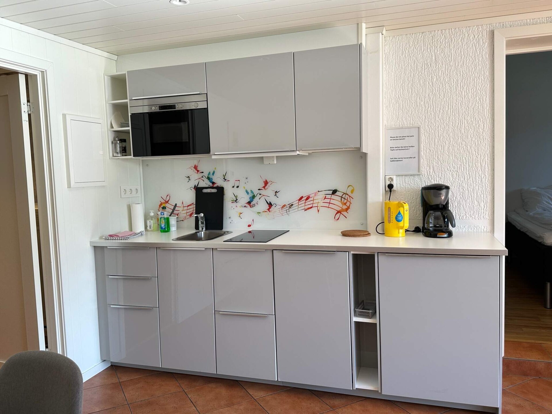 Fjordappartement in Eidsvåg met panoramisch uitzicht en gedeelde boot - foto 18