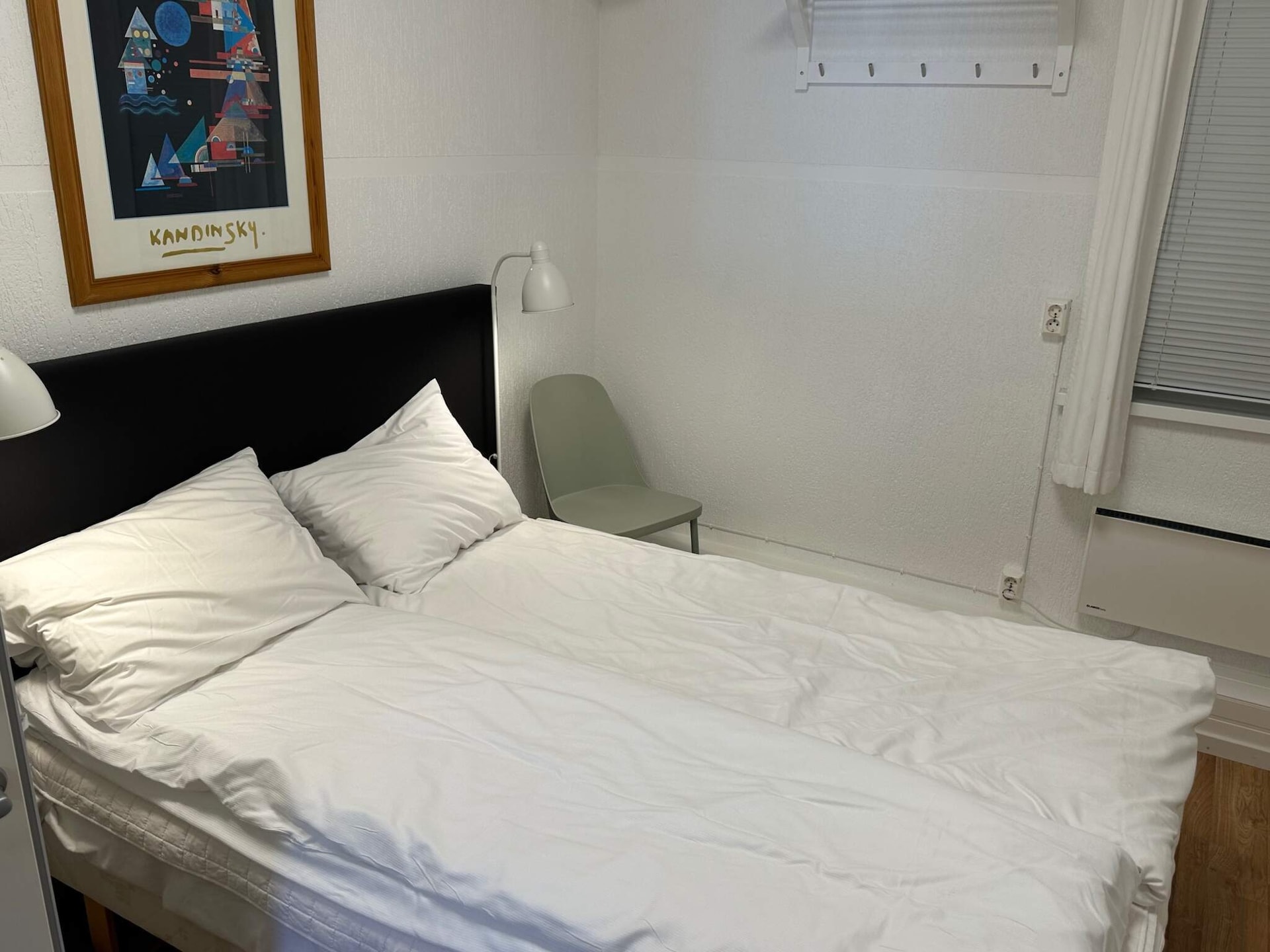 Fjordappartement in Eidsvåg met panoramisch uitzicht en gedeelde boot - foto 22