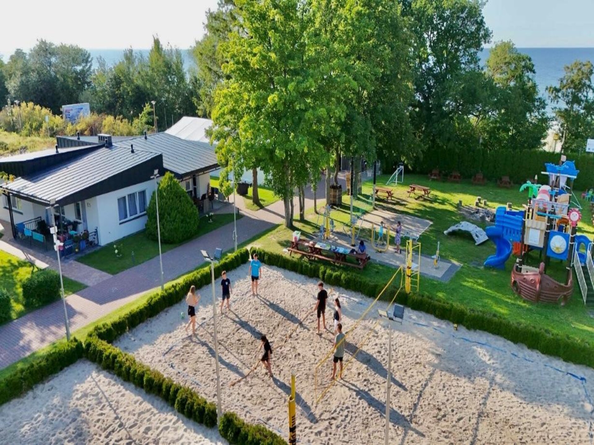 Aan het strand: Comfortabel vakantiehuis voor 5 personen in Sianozety - foto 16