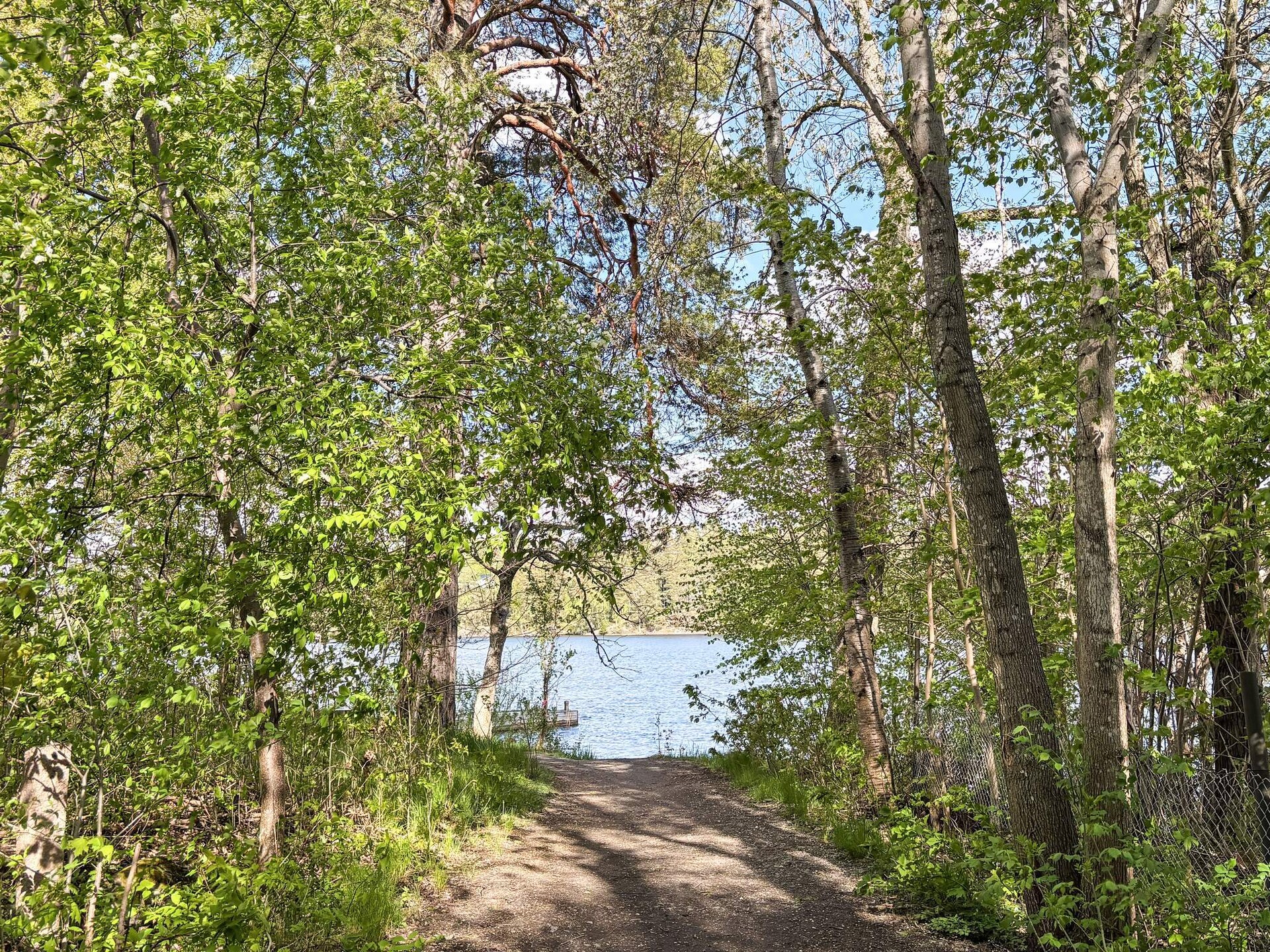 Ruim vakantiehuis bij Knivsta met tuin, vlakbij meer en golfbaan - foto 22