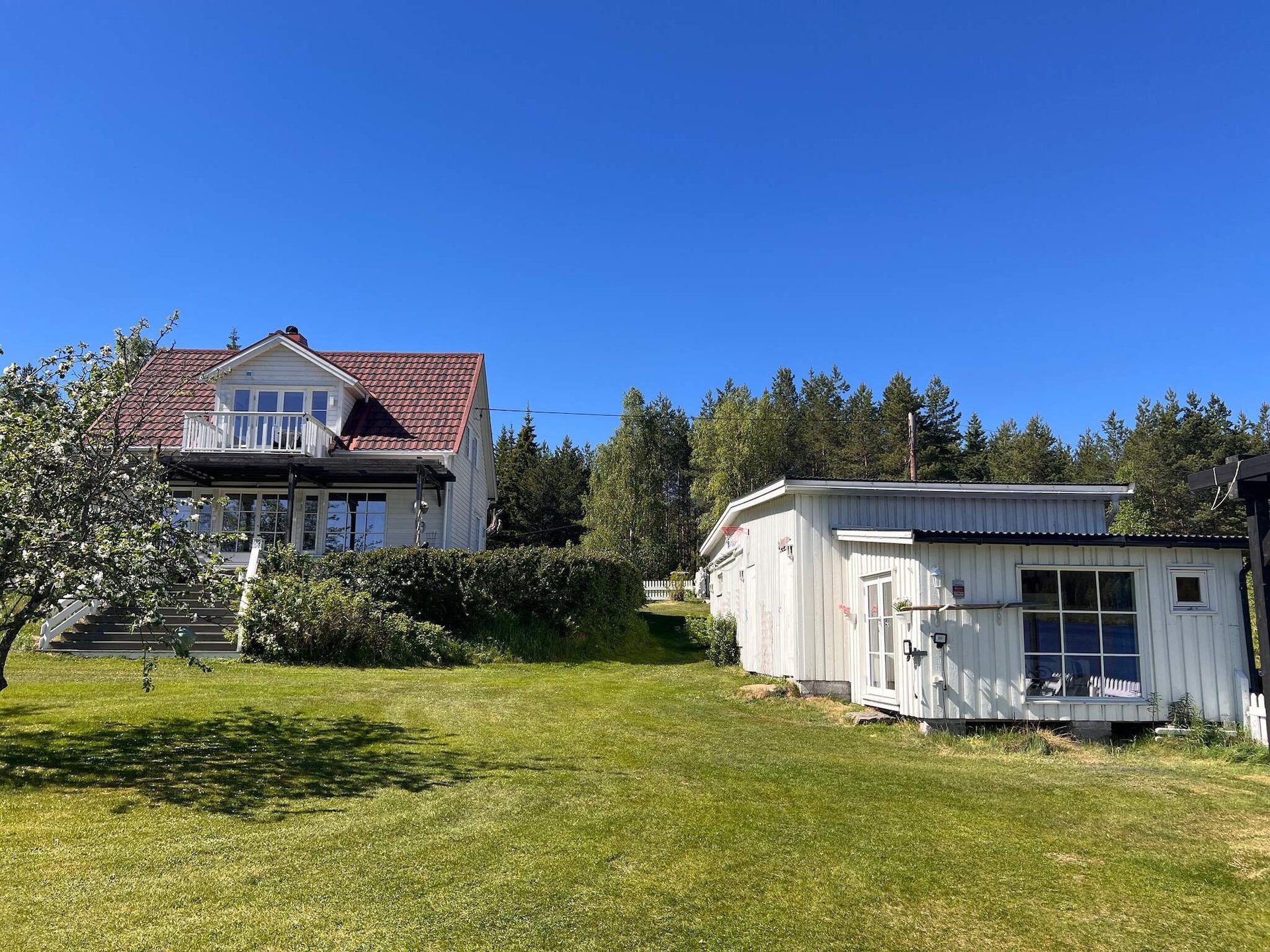 10-persoons vakantiehuis aan het meer in Årnes - foto 3
