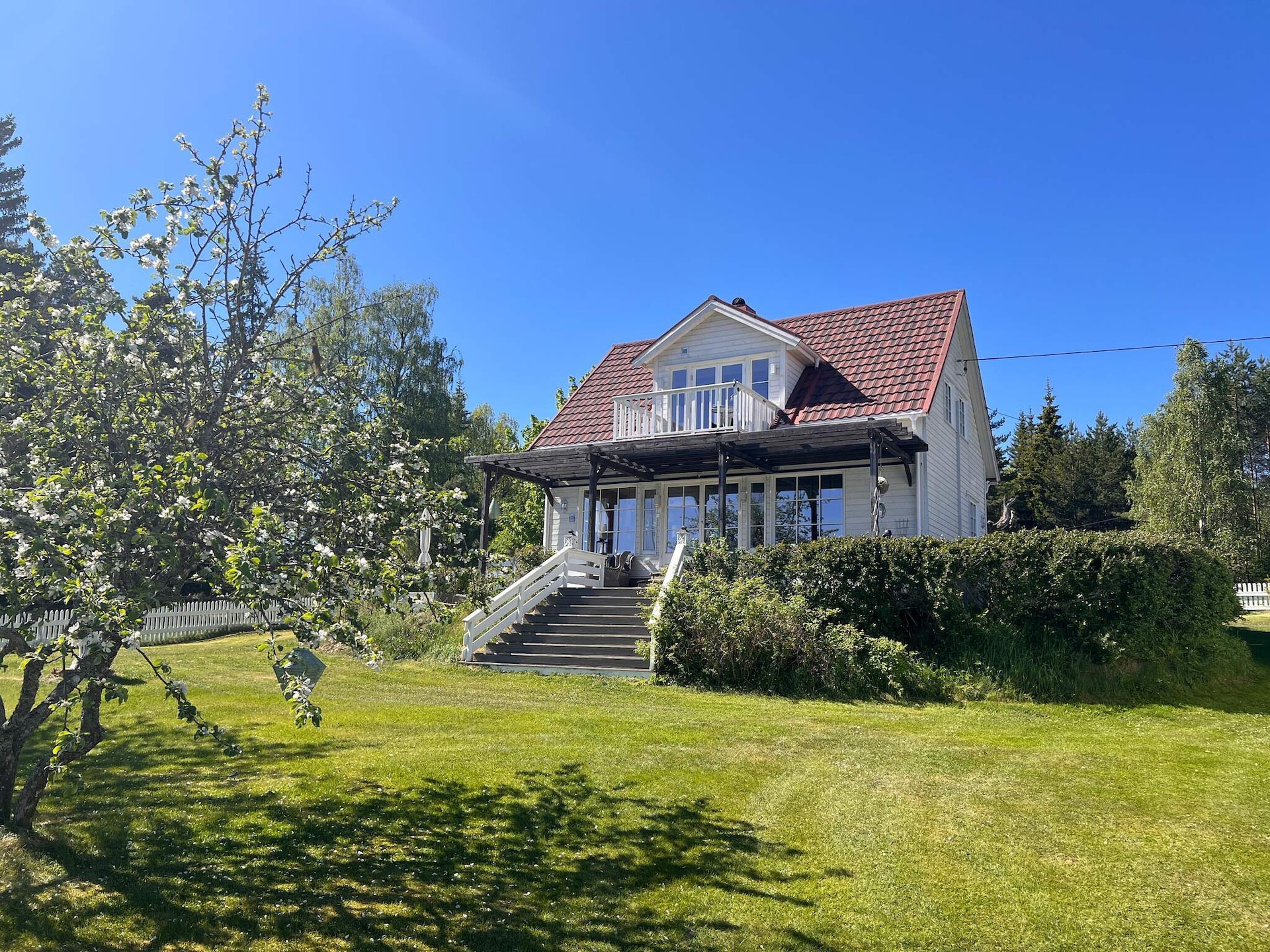 10-persoons vakantiehuis aan het meer in Årnes - foto 4