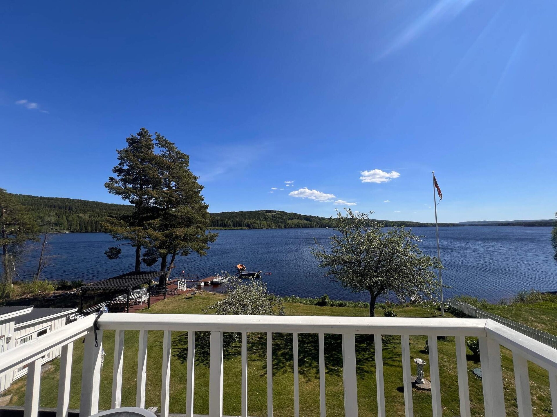 10-persoons vakantiehuis aan het meer in Årnes - foto 15