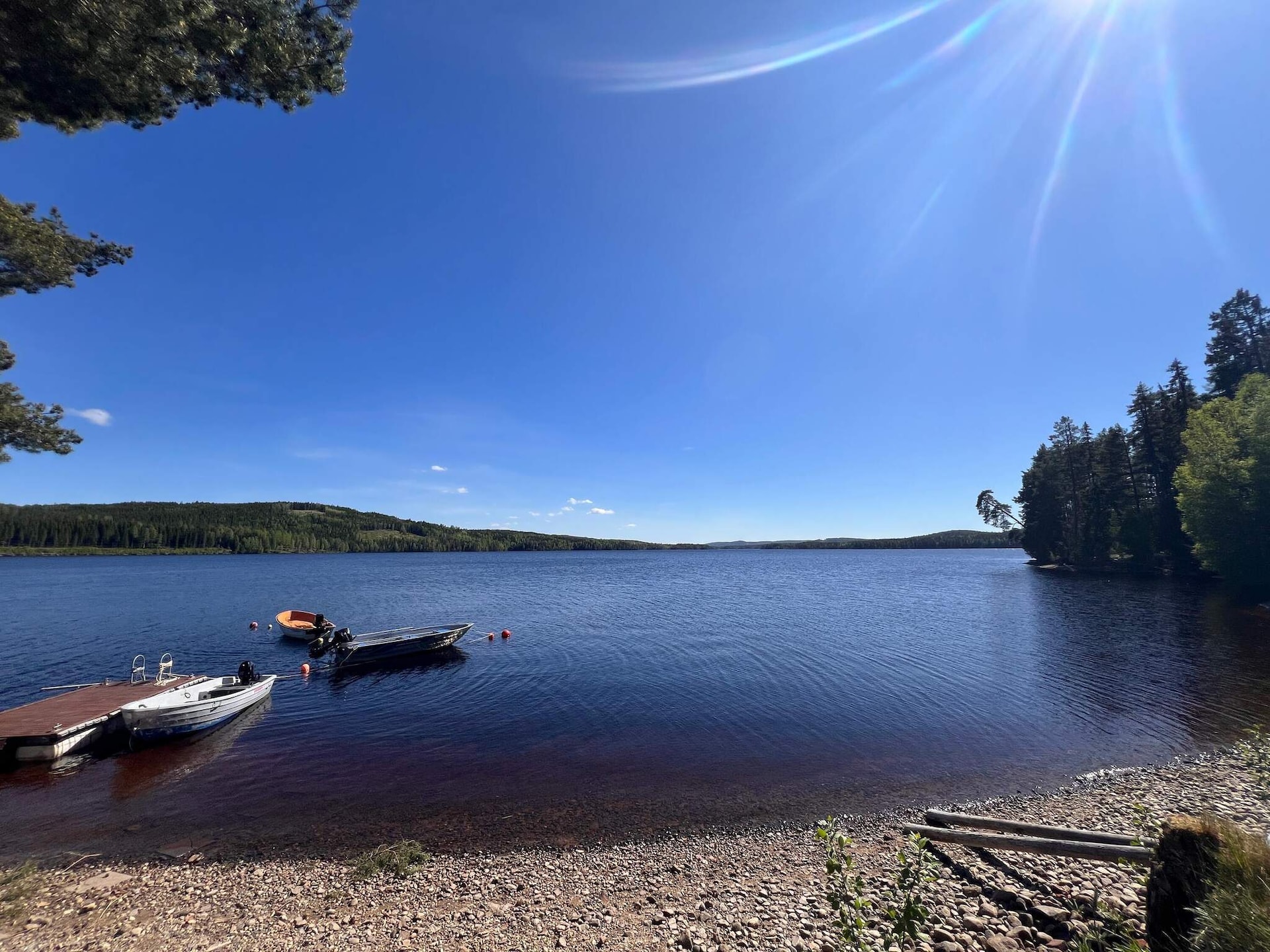 10-persoons vakantiehuis aan het meer in Årnes - foto 17