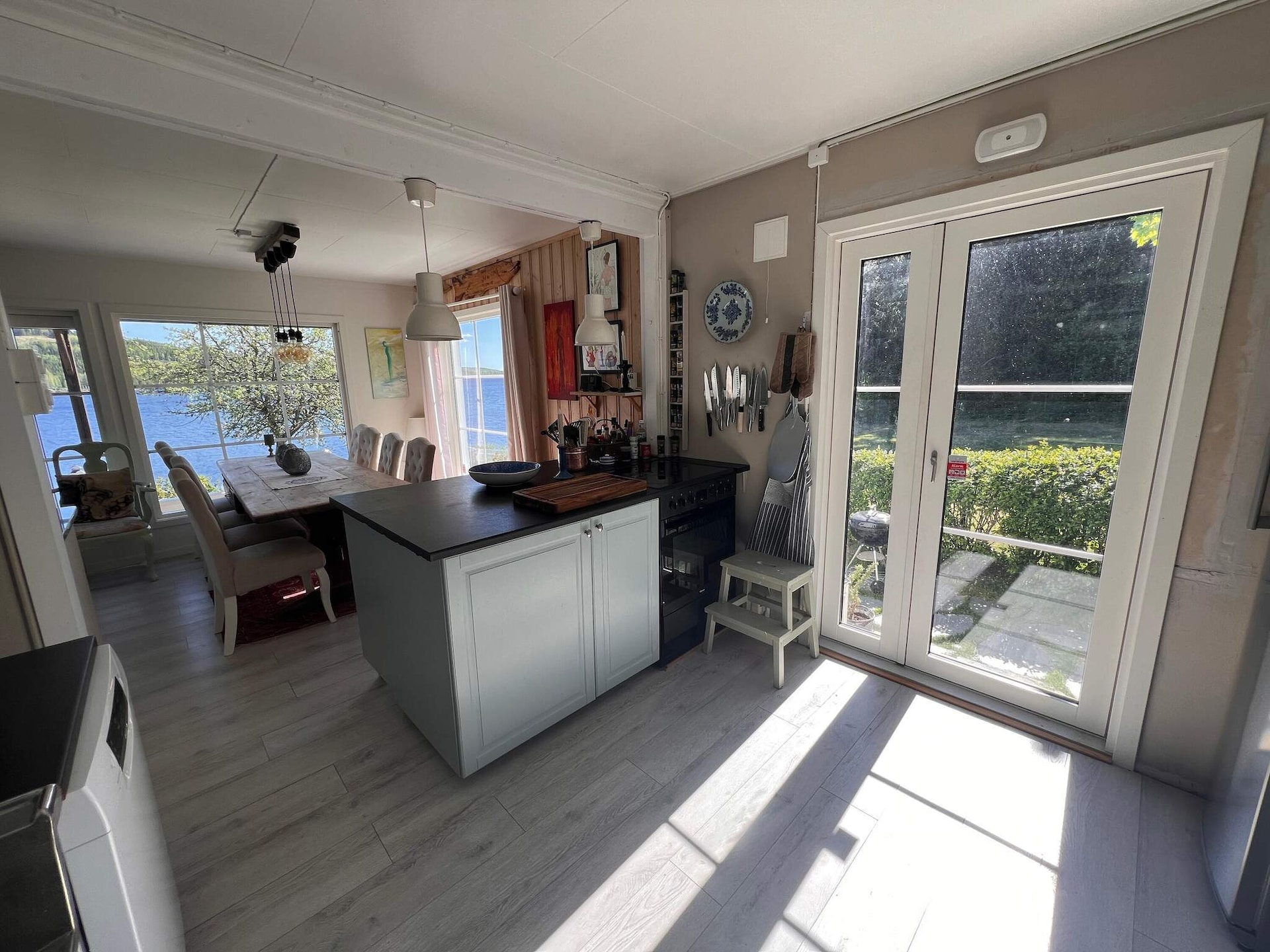 10-persoons vakantiehuis aan het meer in Årnes - foto 22
