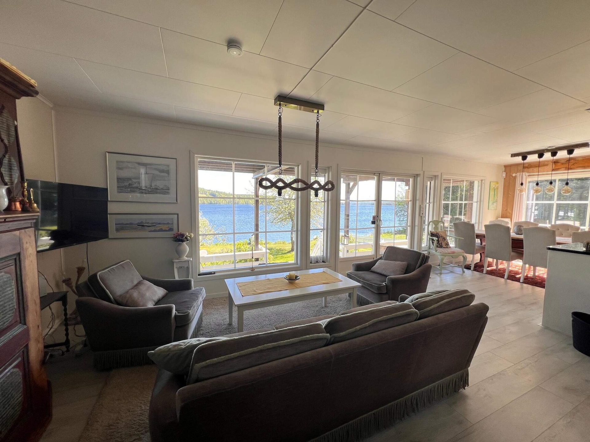 10-persoons vakantiehuis aan het meer in Årnes - foto 24