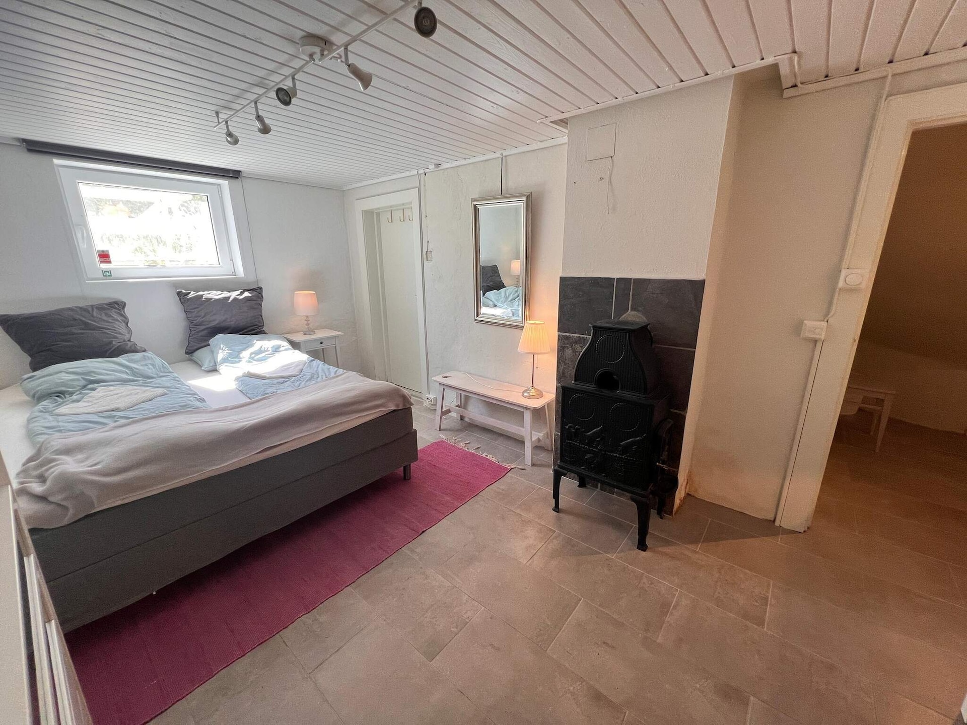 10-persoons vakantiehuis aan het meer in Årnes - foto 27
