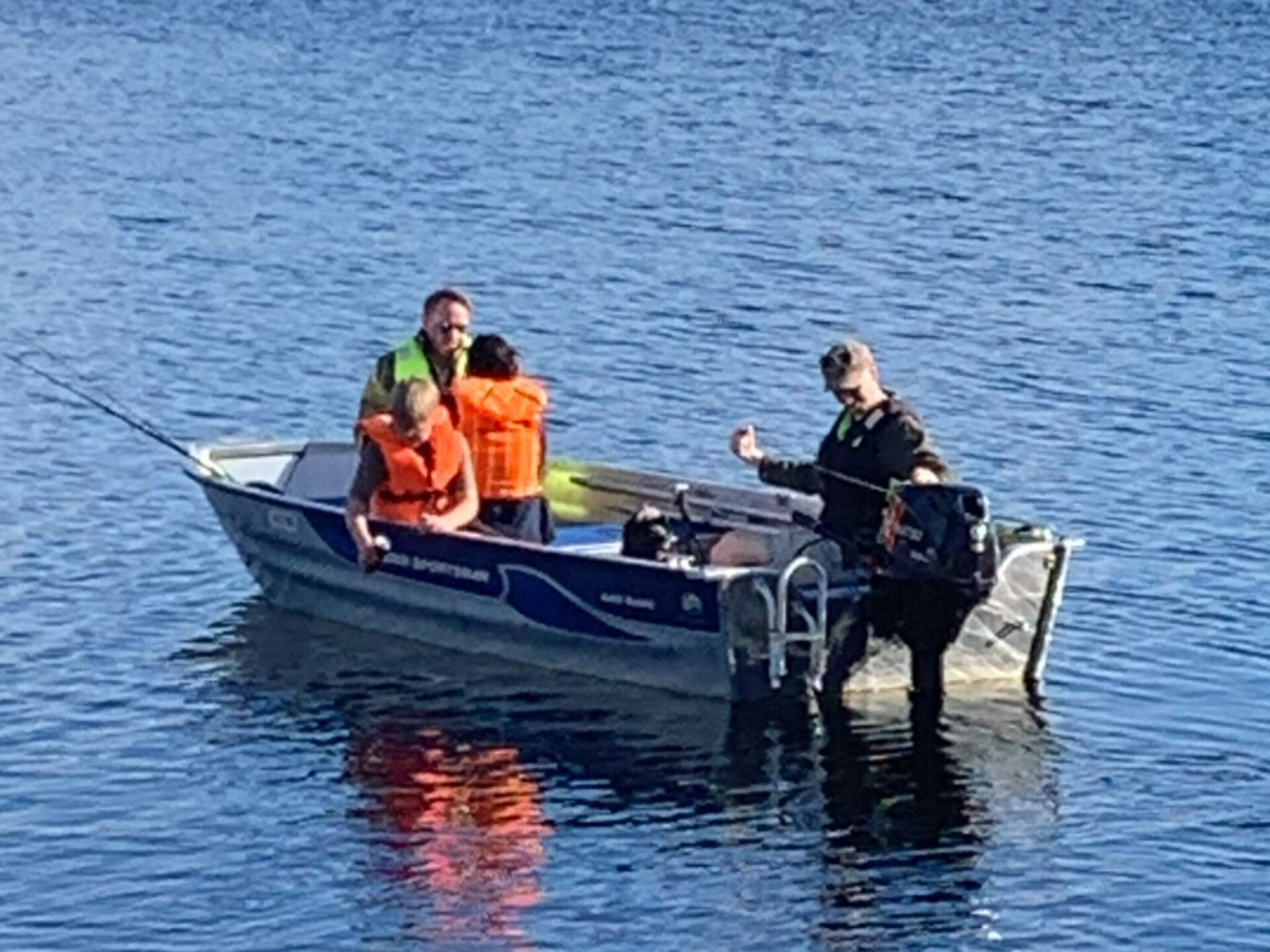 10-persoons vakantiehuis aan het meer in Årnes - foto 40