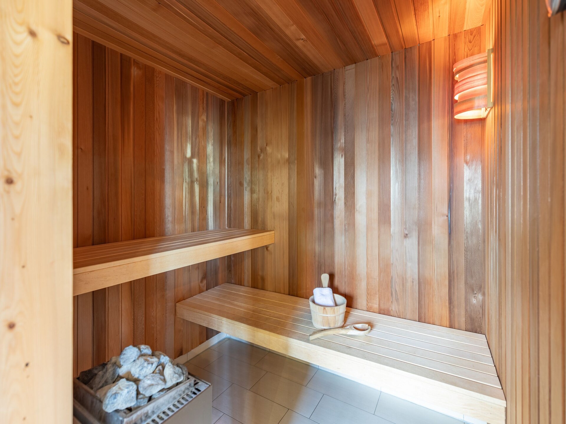 Stijlvol Scandinavisch rijtjeshuis met sauna op 30 meter van de Waddenzee - foto 40
