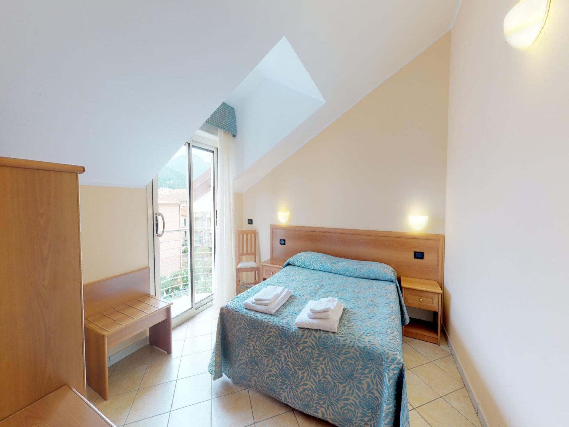 Knus appartement op 150m van strand met zwembad in Pietra Ligure - foto 9
