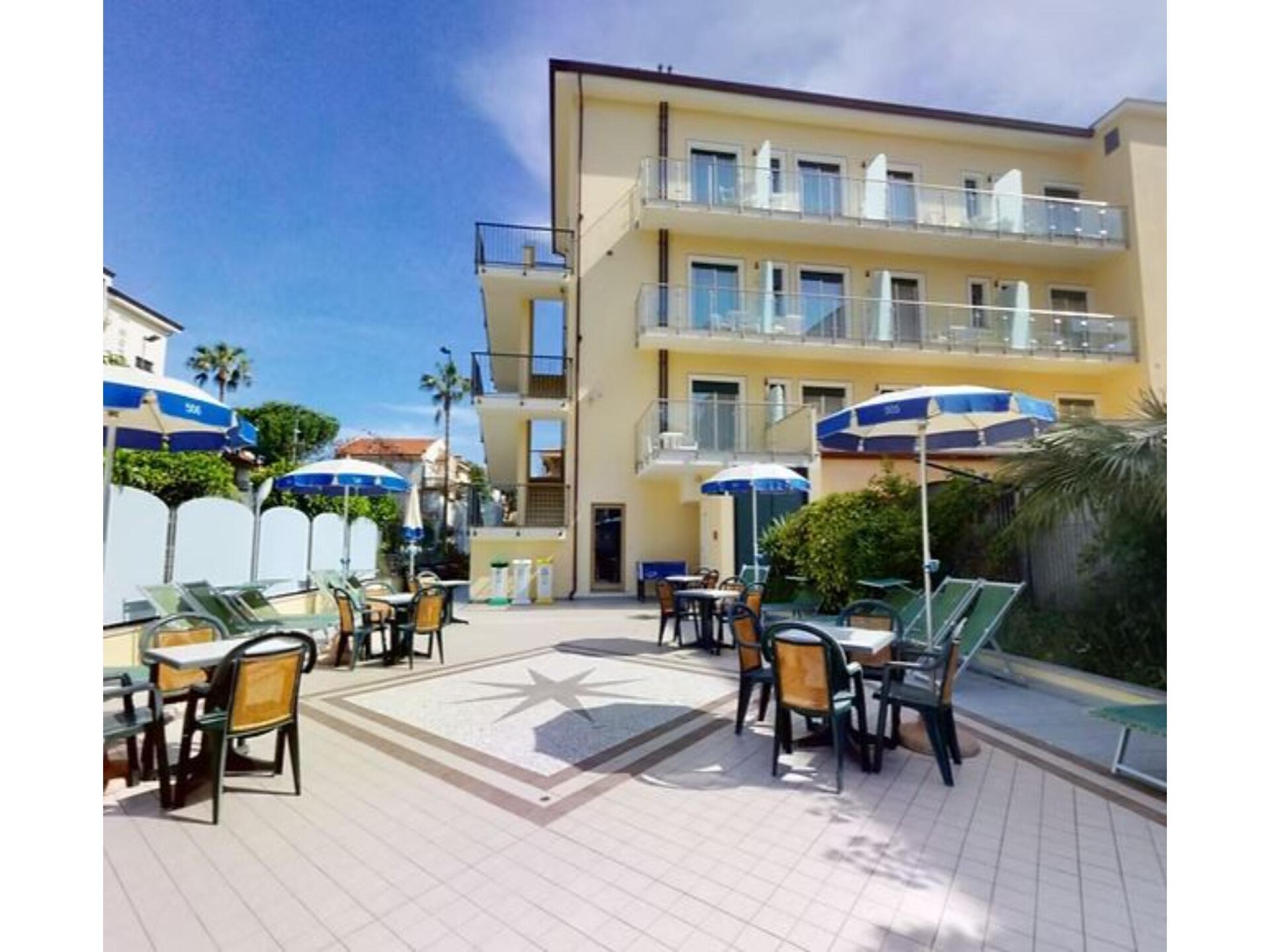 Knus appartement op 150m van strand met zwembad in Pietra Ligure - foto 5